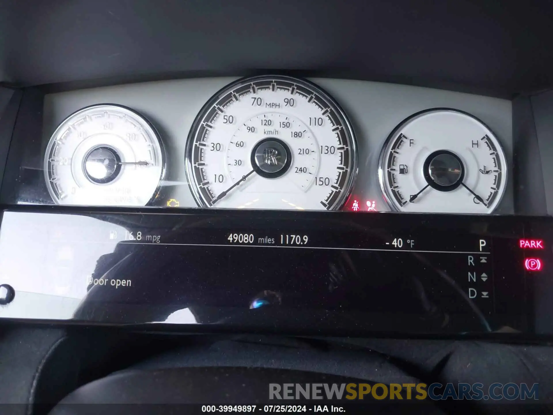 7 Photograph of a damaged car SCA666D56JU107573 ROLLS-ROYCE DAWN 2018