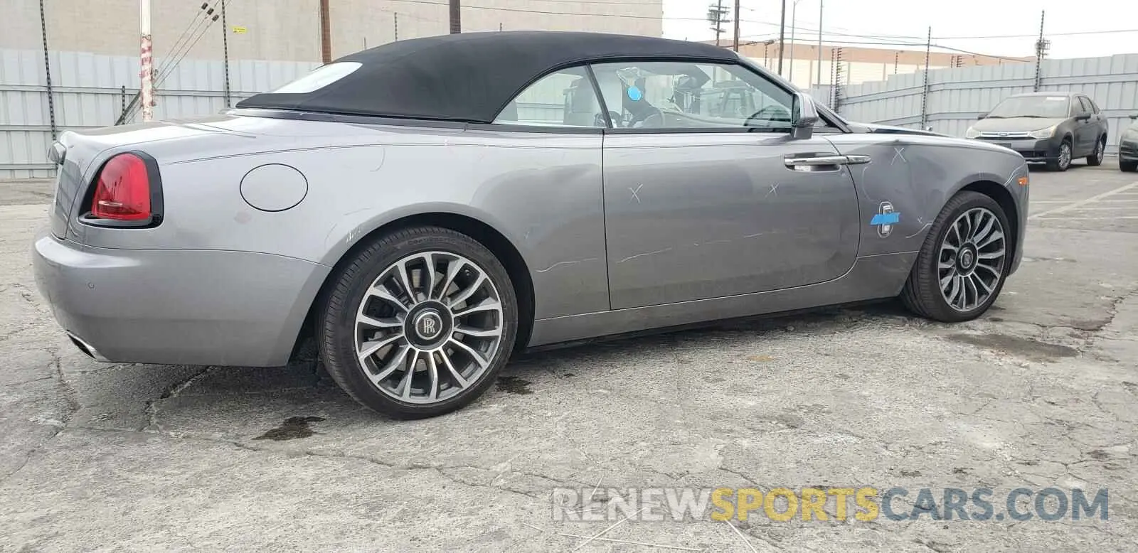 5 Photograph of a damaged car SCA666D51KU118224 ROLLS-ROYCE DAWN 2019