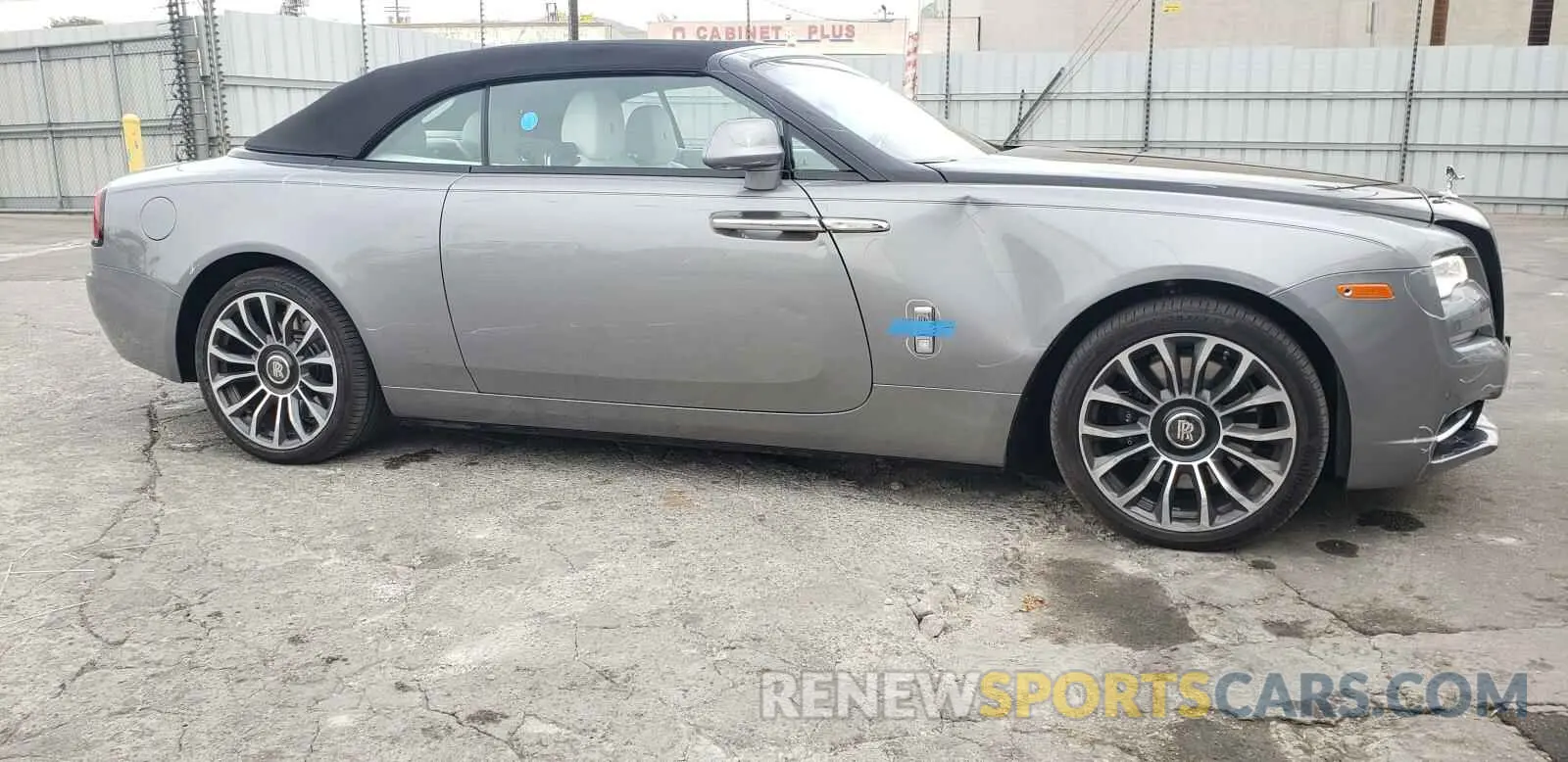 8 Photograph of a damaged car SCA666D51KU118224 ROLLS-ROYCE DAWN 2019