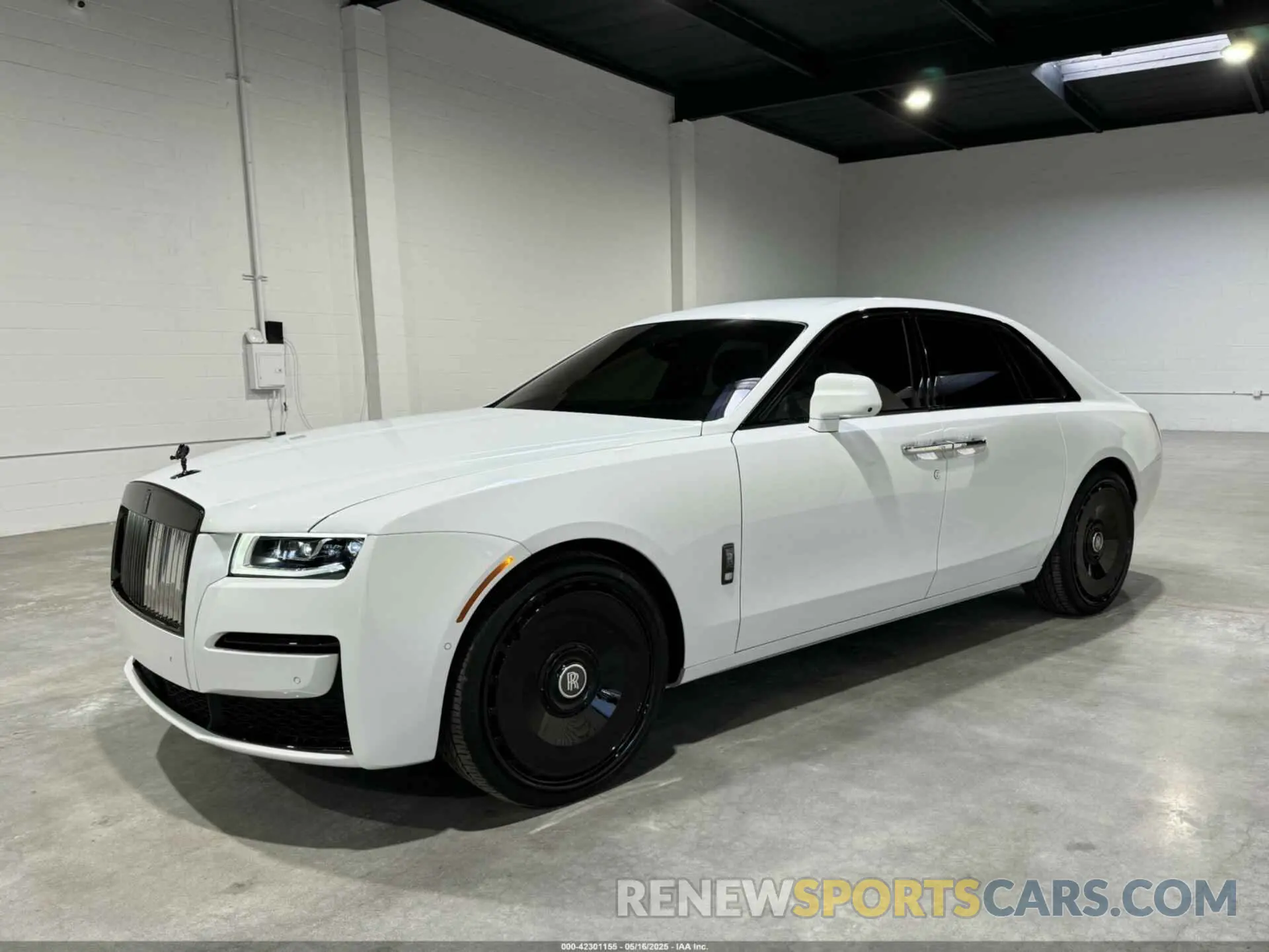 2 Photograph of a damaged car SCATD6C09NU209759 ROLLS-ROYCE GHOST 2022