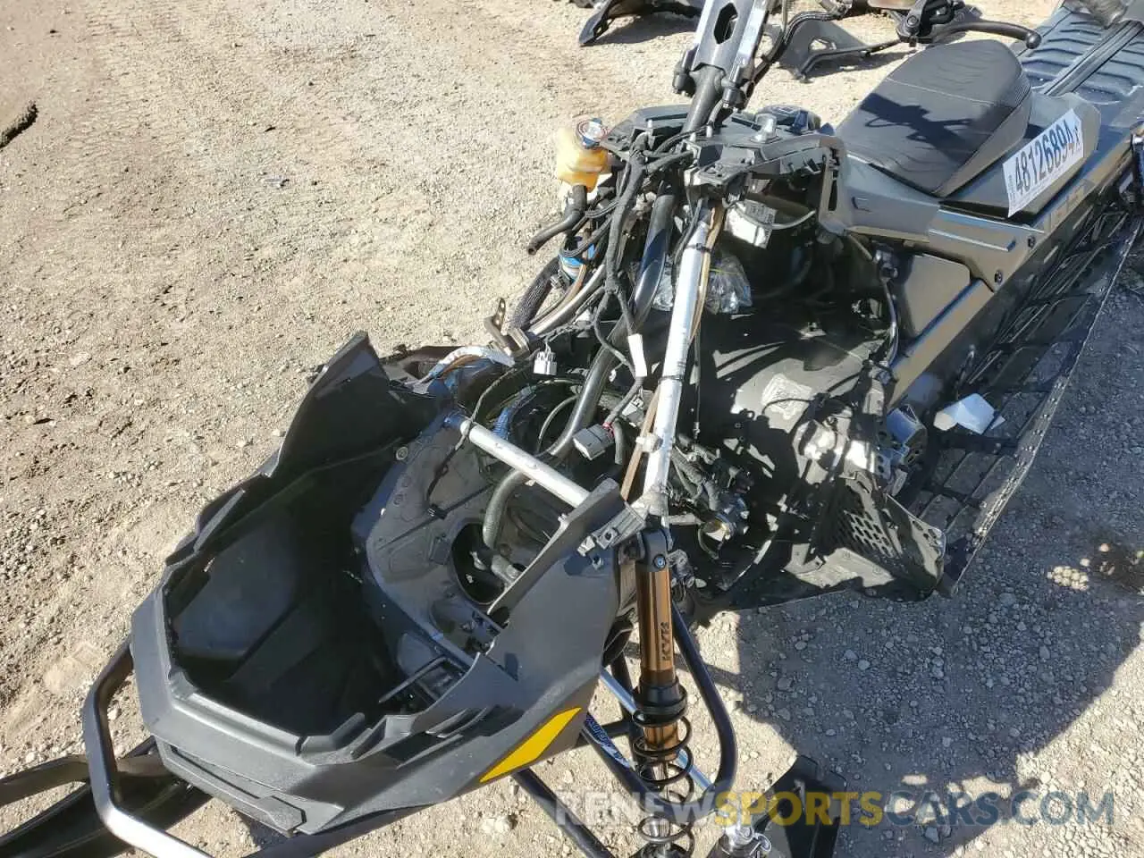 9 Photograph of a damaged car 2BPSTJMA1MV000438 SKI DOO SNOWMOBILE 2021
