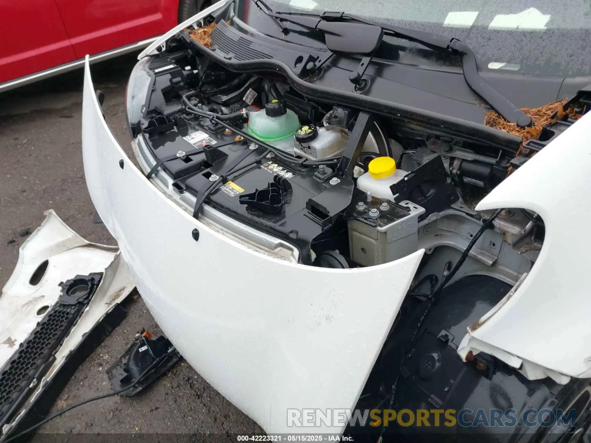 6 Photograph of a damaged car WMEFJ9BA1KK375602 SMART EQ FORTWO 2019