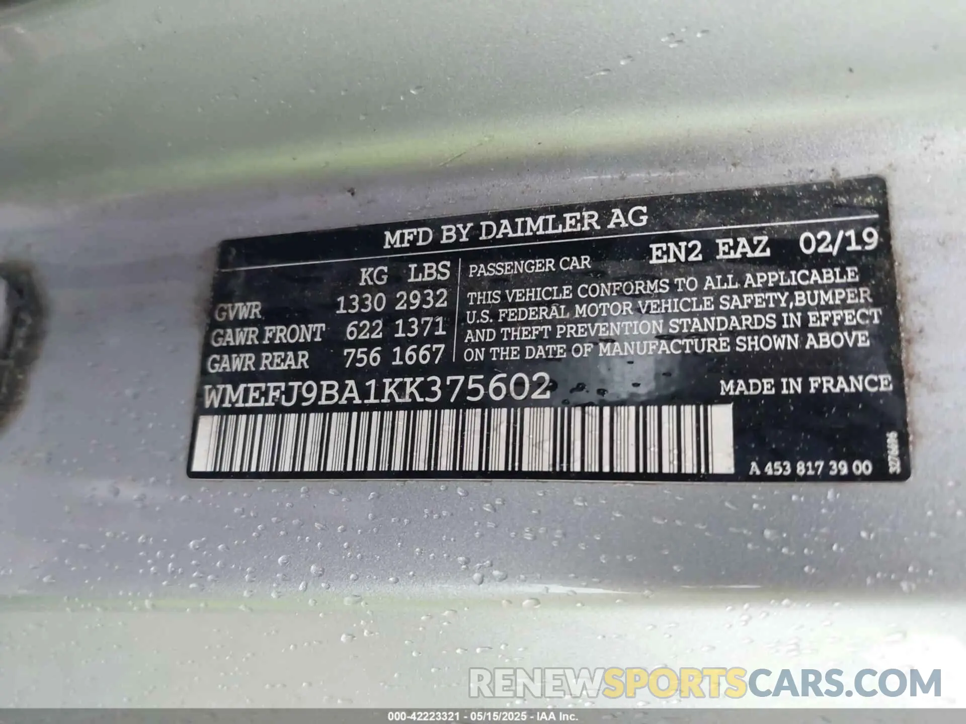 8 Photograph of a damaged car WMEFJ9BA1KK375602 SMART EQ FORTWO 2019