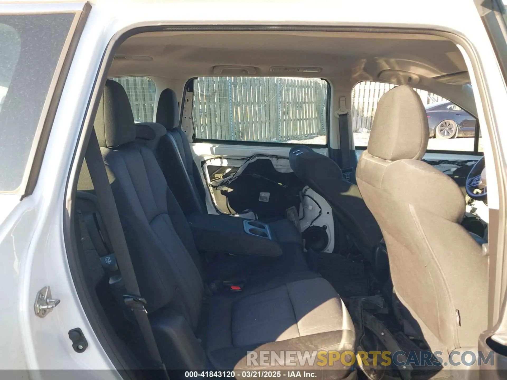 8 Photograph of a damaged car 4S4WMAAD7K3455916 SUBARU ASCENT 2019