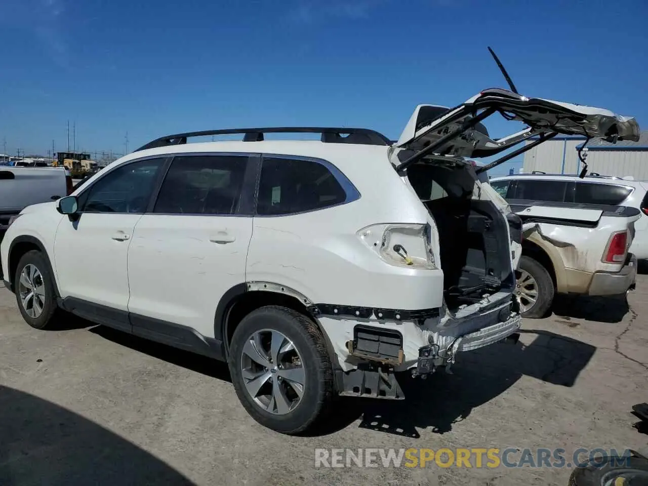 2 Photograph of a damaged car 4S4WMACD2K3477450 SUBARU ASCENT 2019
