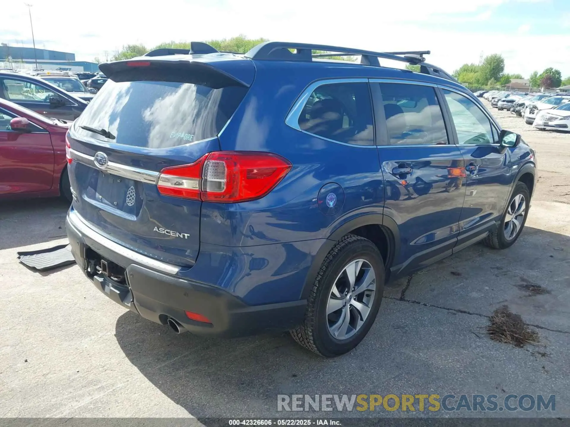 4 Photograph of a damaged car 4S4WMAFD3K3431590 SUBARU ASCENT 2019