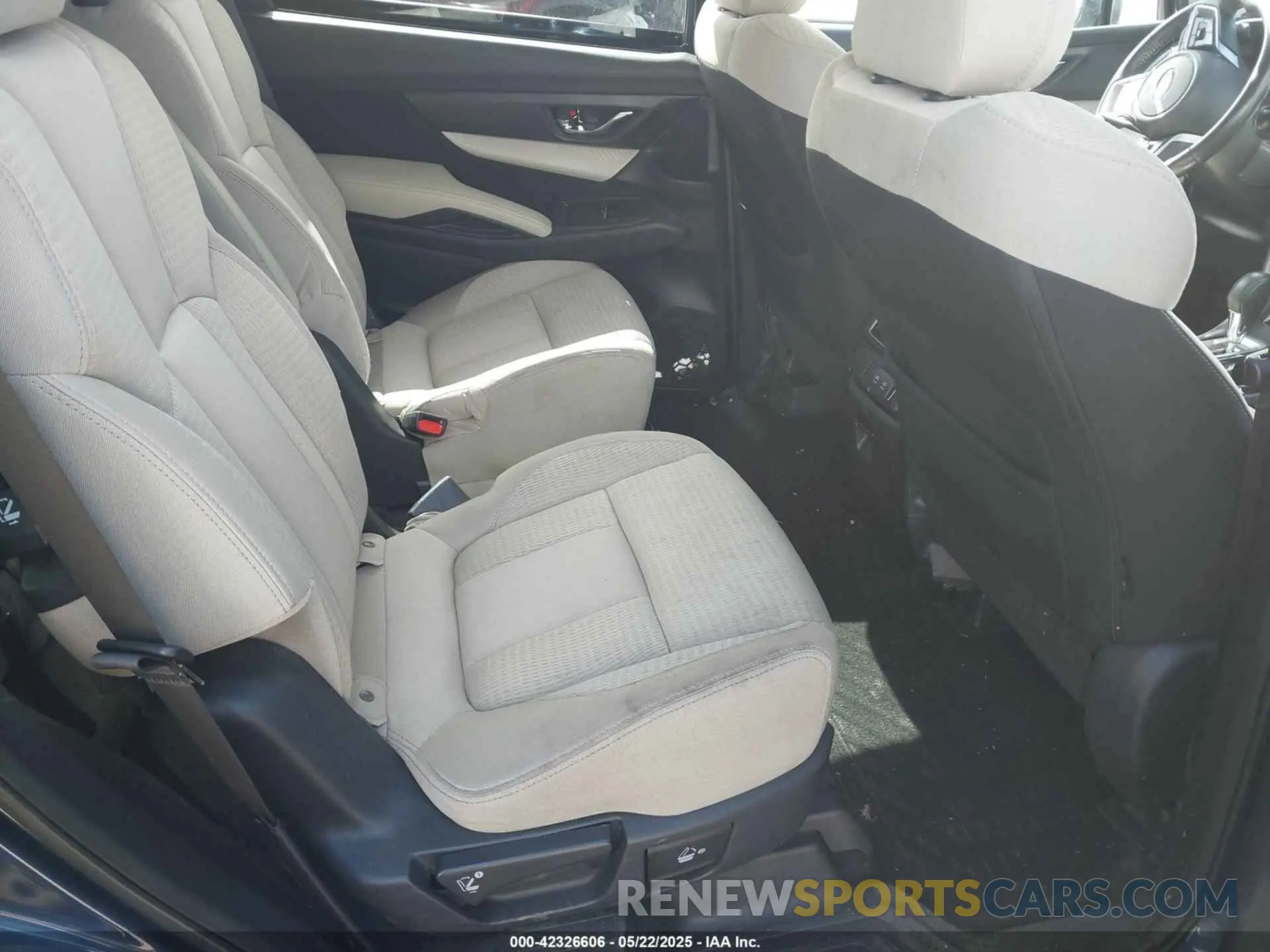 8 Photograph of a damaged car 4S4WMAFD3K3431590 SUBARU ASCENT 2019