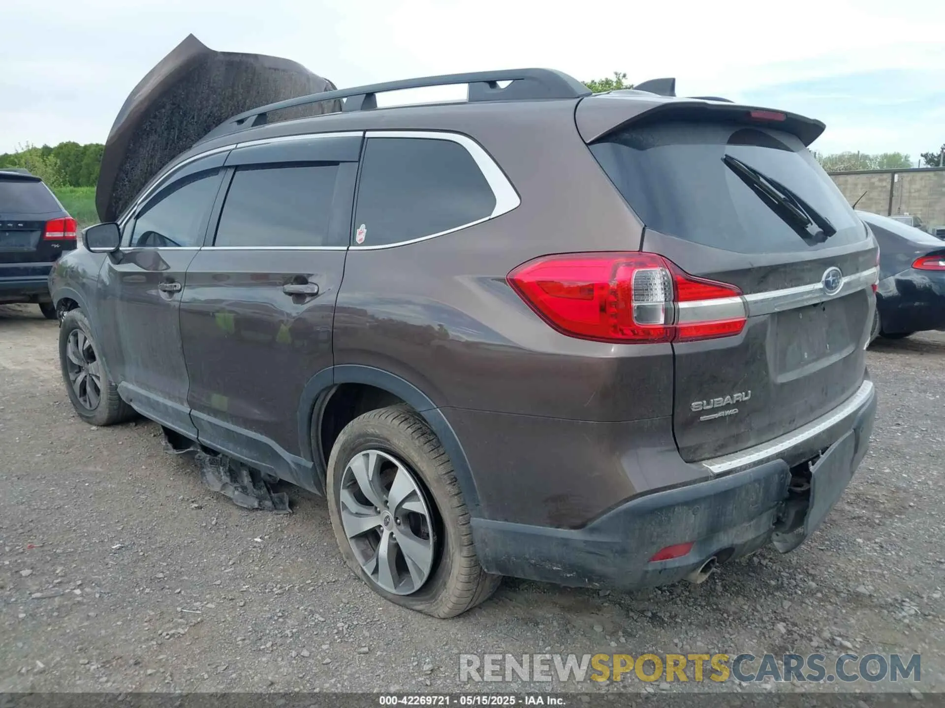 3 Photograph of a damaged car 4S4WMAFD6K3431745 SUBARU ASCENT 2019
