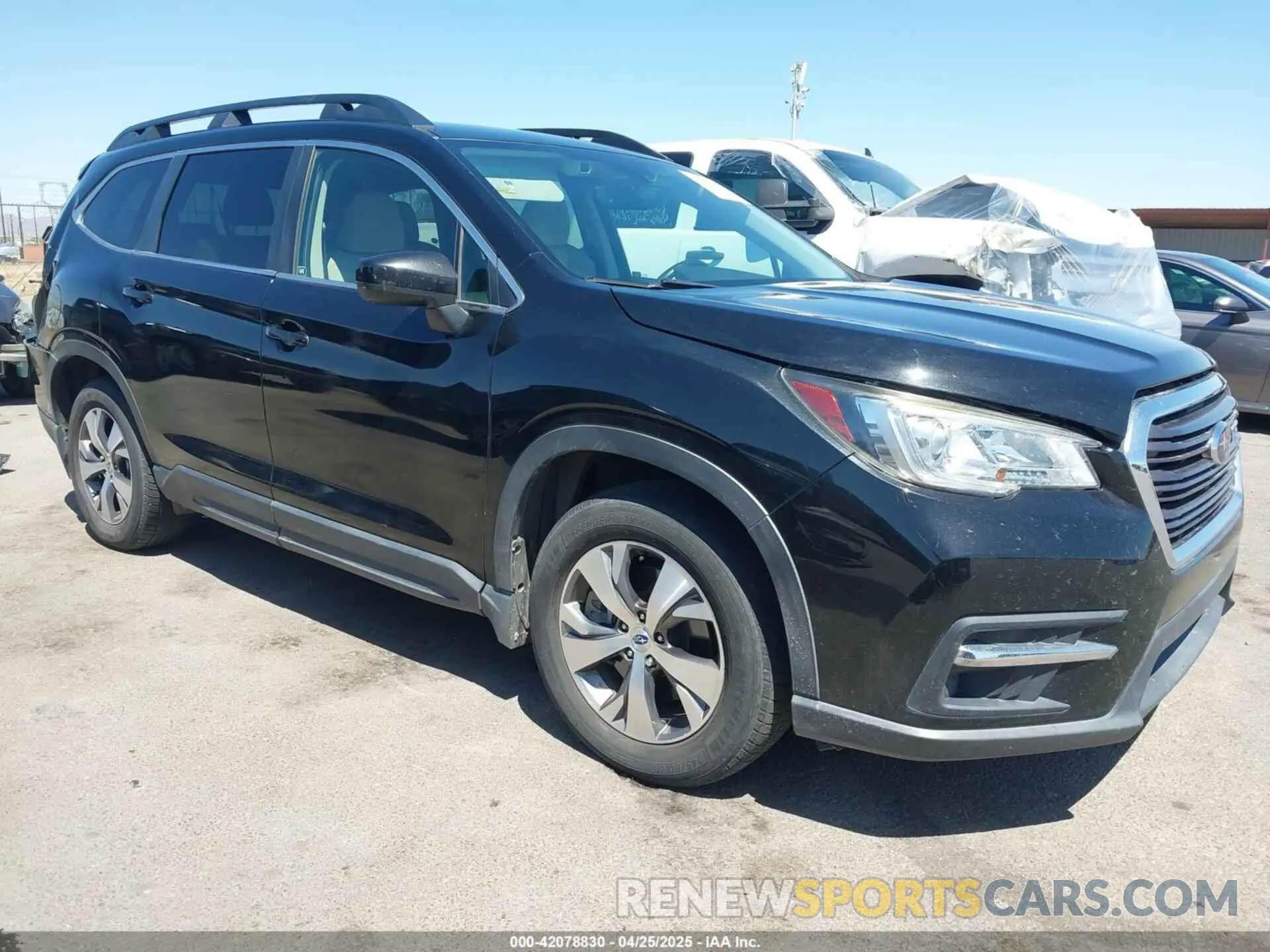 1 Photograph of a damaged car 4S4WMAFD7K3404604 SUBARU ASCENT 2019