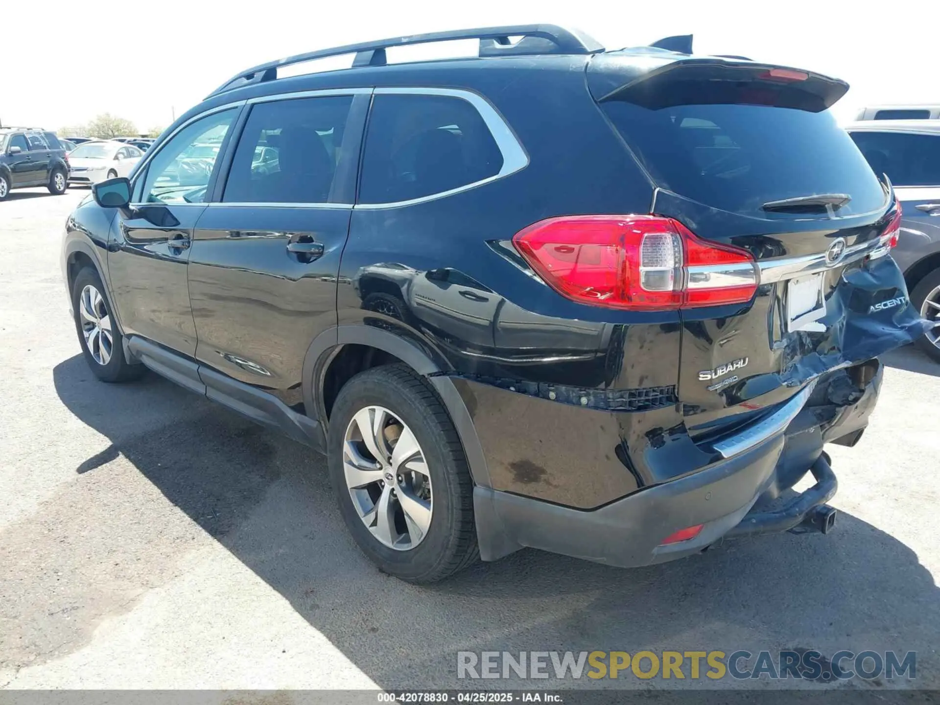 3 Photograph of a damaged car 4S4WMAFD7K3404604 SUBARU ASCENT 2019