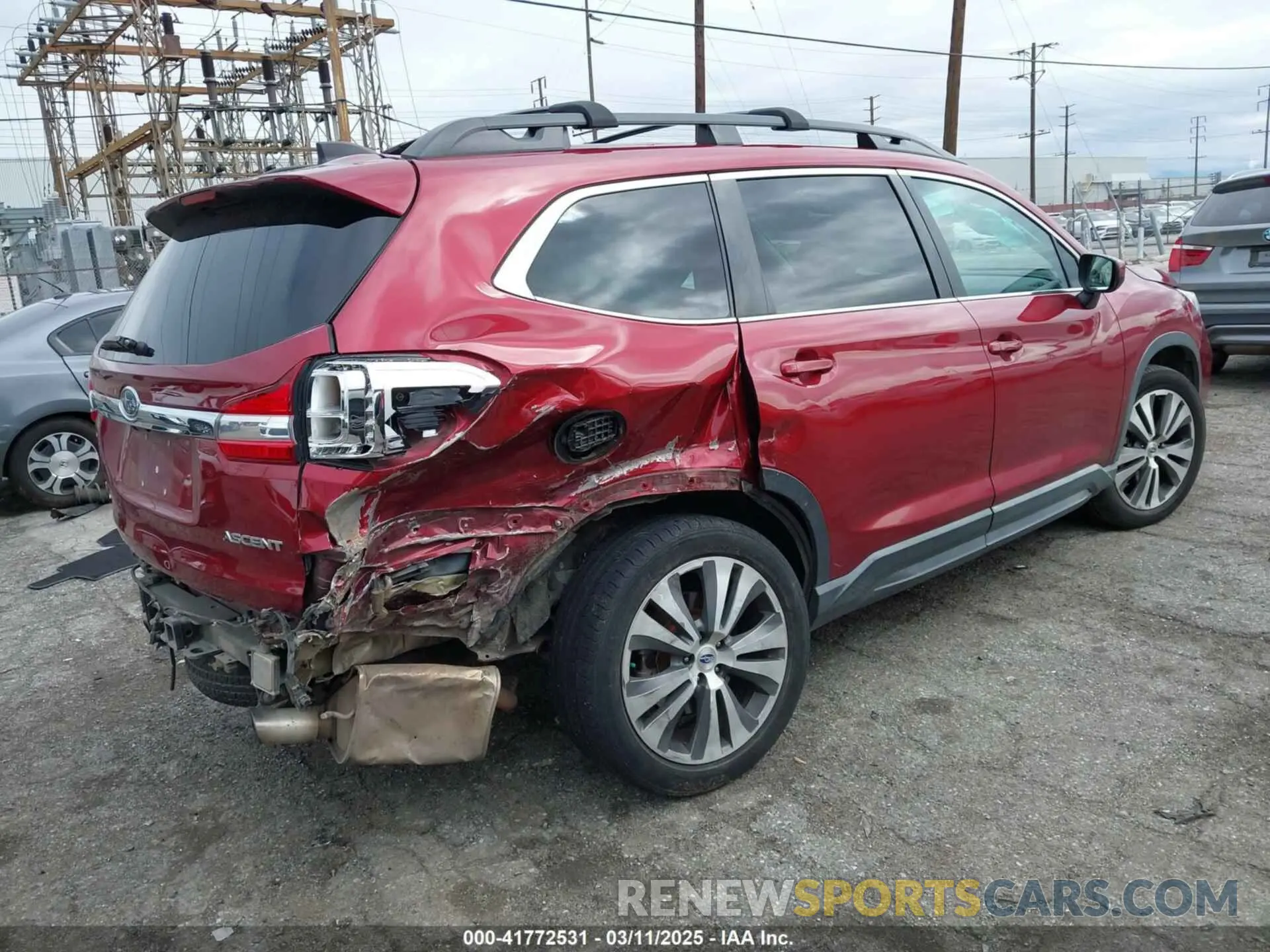 4 Photograph of a damaged car 4S4WMAHD3K3413152 SUBARU ASCENT 2019