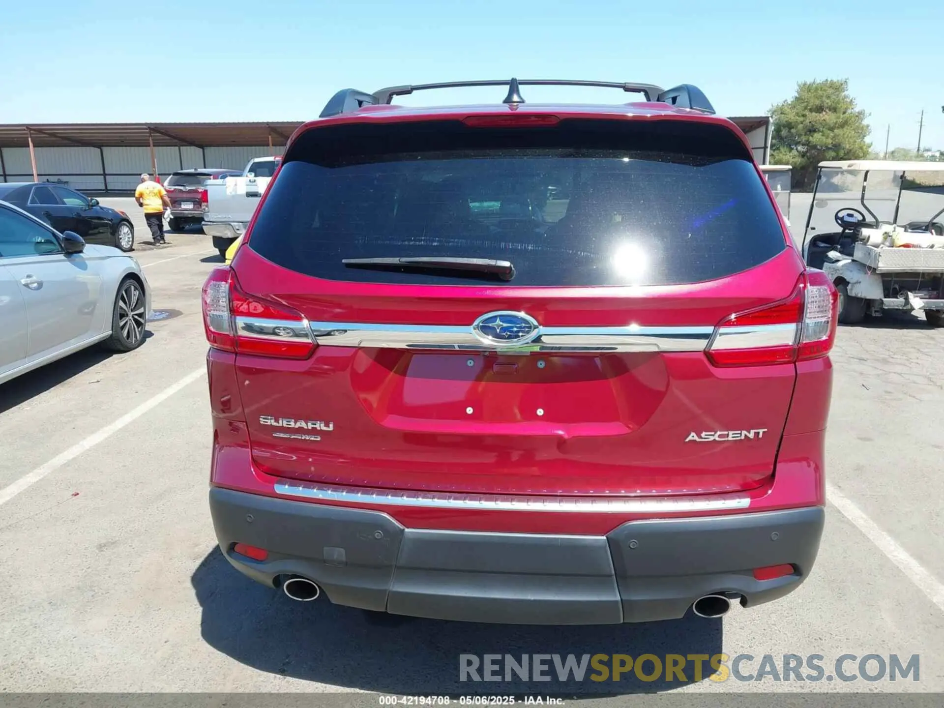 17 Photograph of a damaged car 4S4WMAHDXK3433088 SUBARU ASCENT 2019