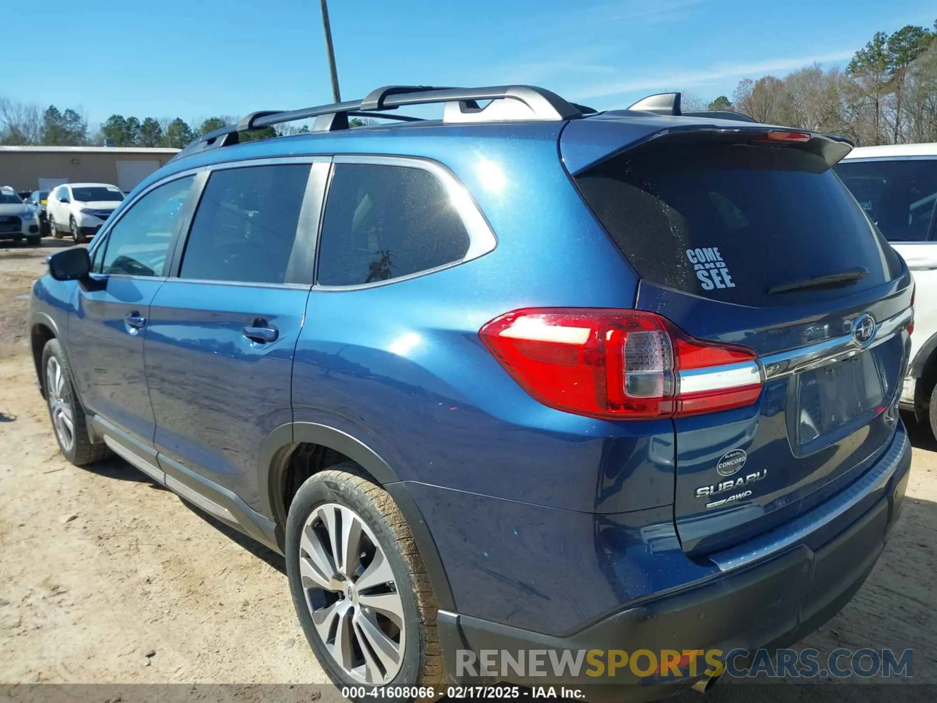 3 Photograph of a damaged car 4S4WMAJD2K3458870 SUBARU ASCENT 2019