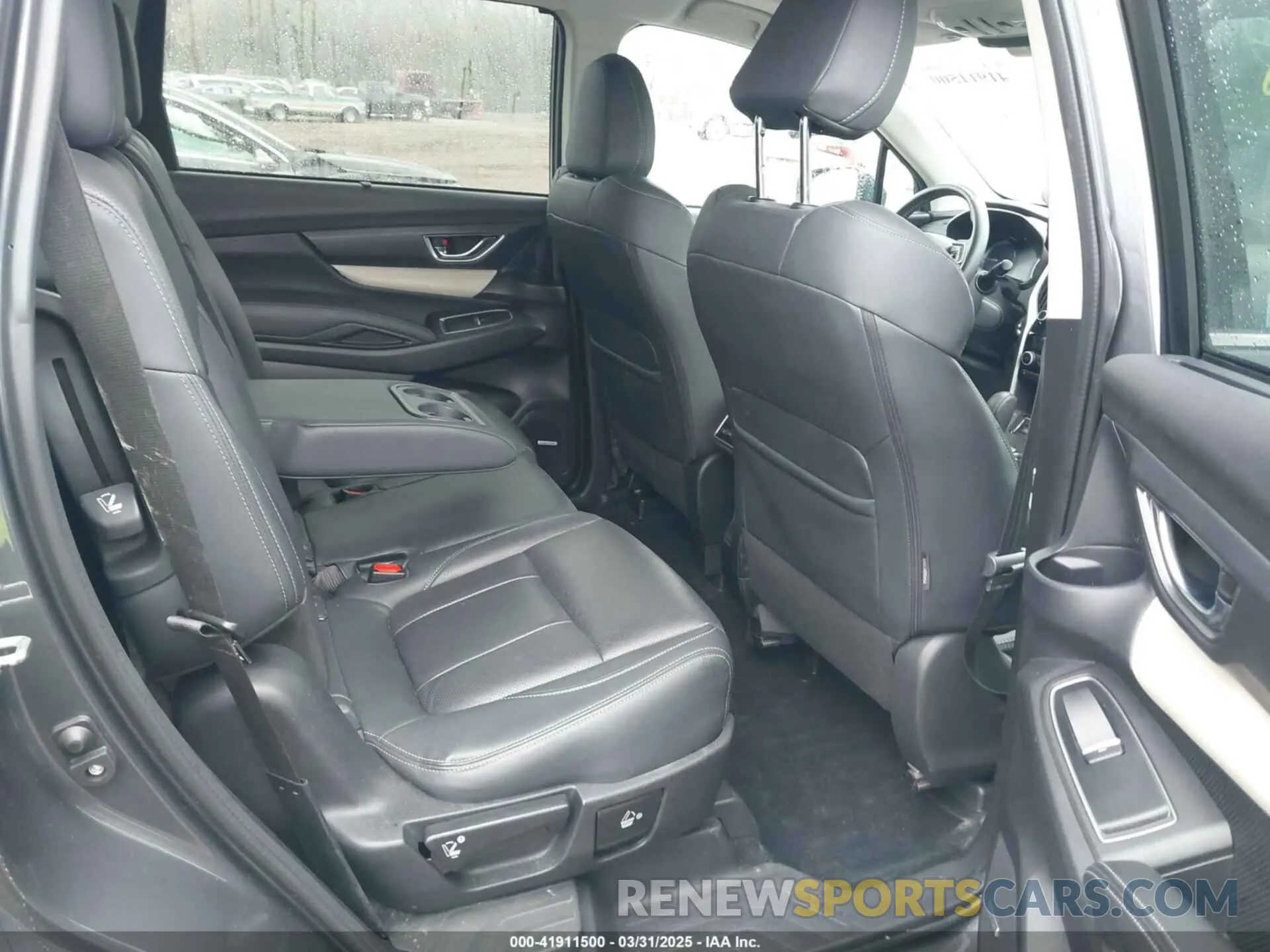 8 Photograph of a damaged car 4S4WMALD1K3435819 SUBARU ASCENT 2019