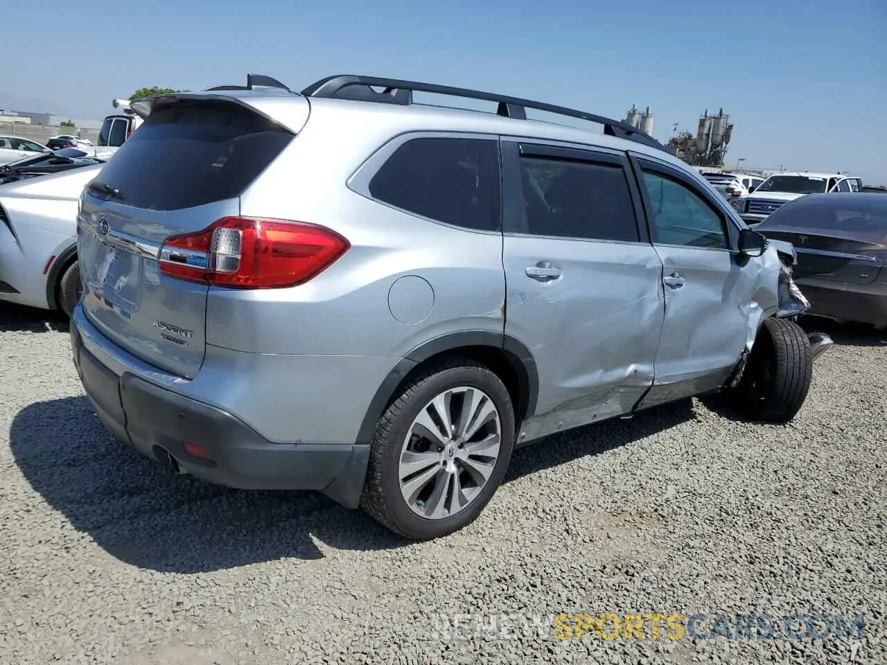 3 Photograph of a damaged car 4S4WMALD2K3479375 SUBARU ASCENT 2019