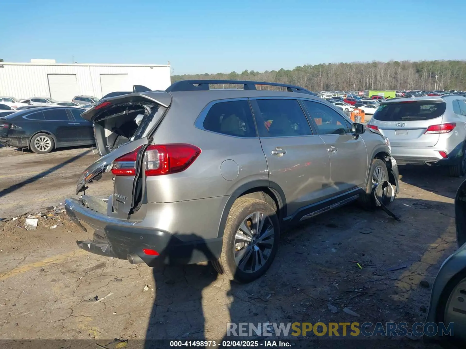 4 Photograph of a damaged car 4S4WMALD6K3444709 SUBARU ASCENT 2019