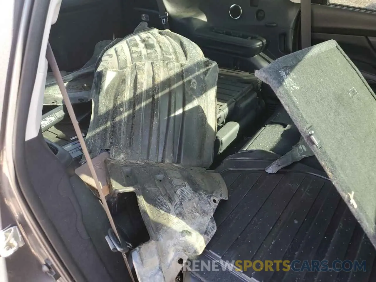 13 Photograph of a damaged car 4S4WMALD7K3404736 SUBARU ASCENT 2019