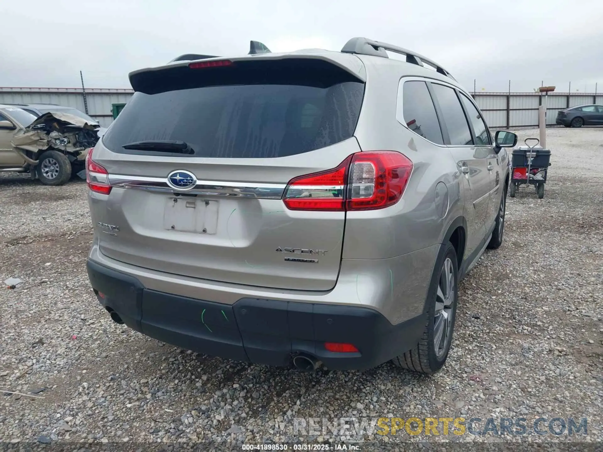 4 Photograph of a damaged car 4S4WMALD8K3429953 SUBARU ASCENT 2019