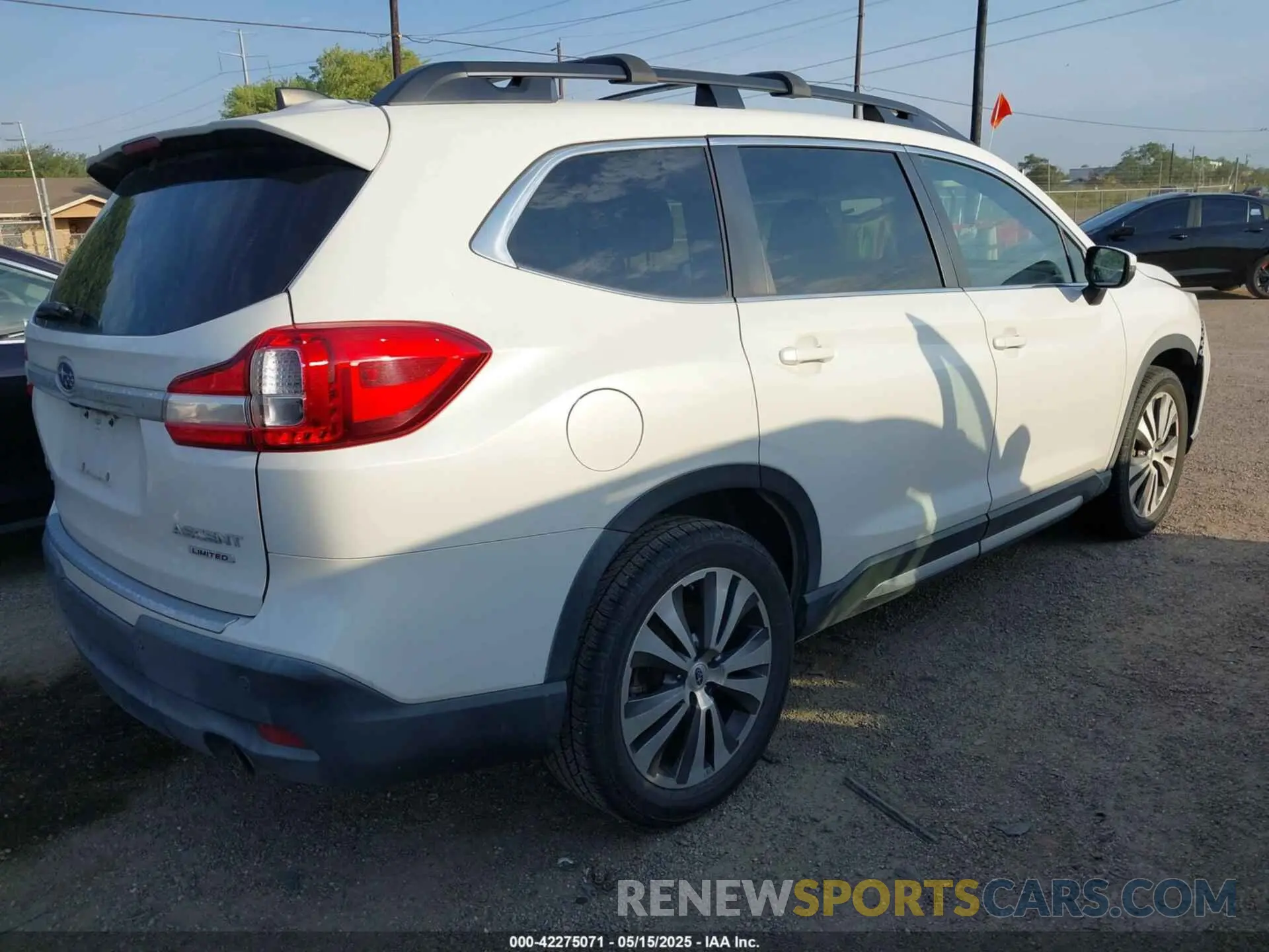 4 Photograph of a damaged car 4S4WMAMD6K3473223 SUBARU ASCENT 2019