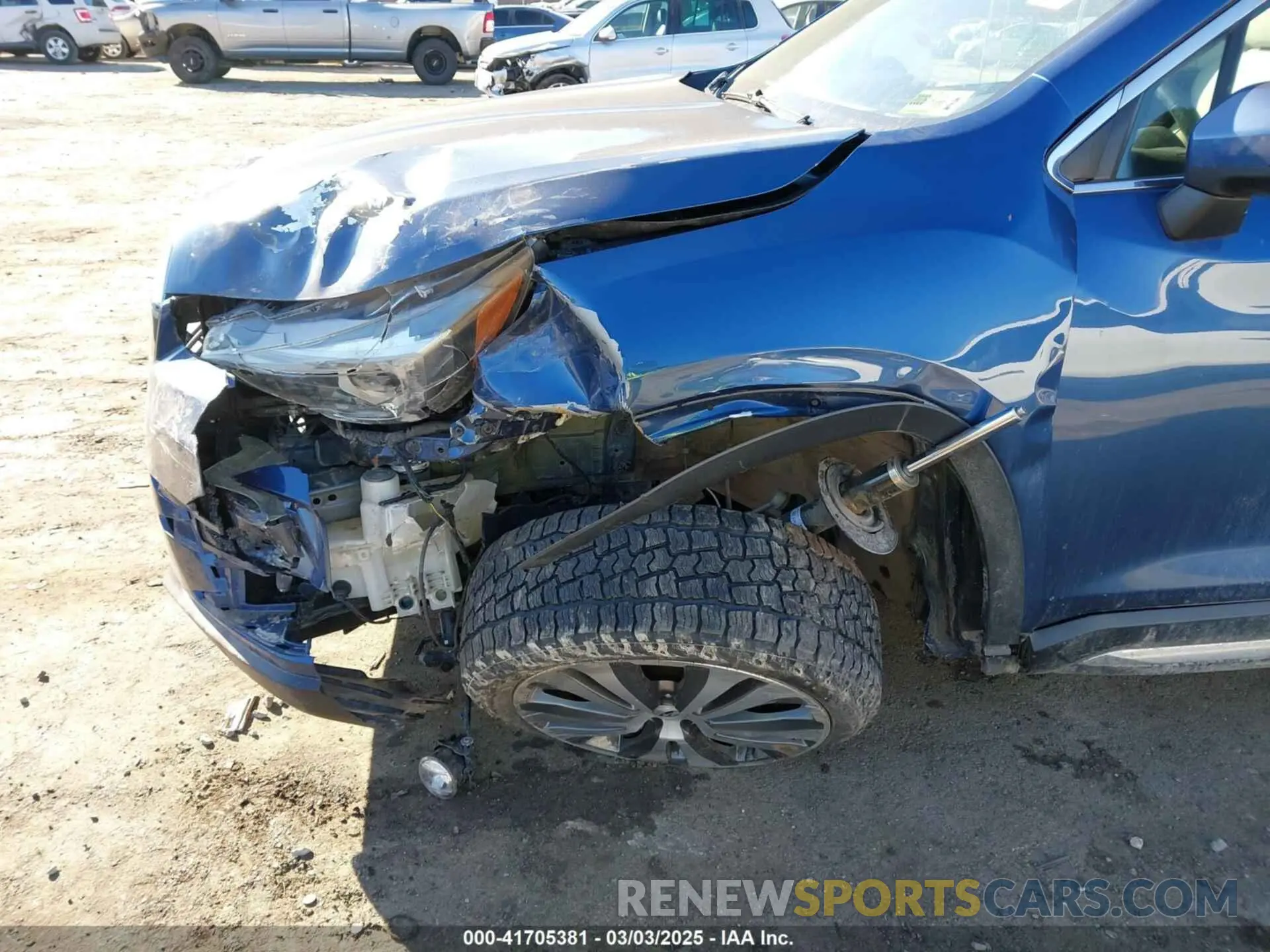 19 Photograph of a damaged car 4S4WMAMD7K3456043 SUBARU ASCENT 2019