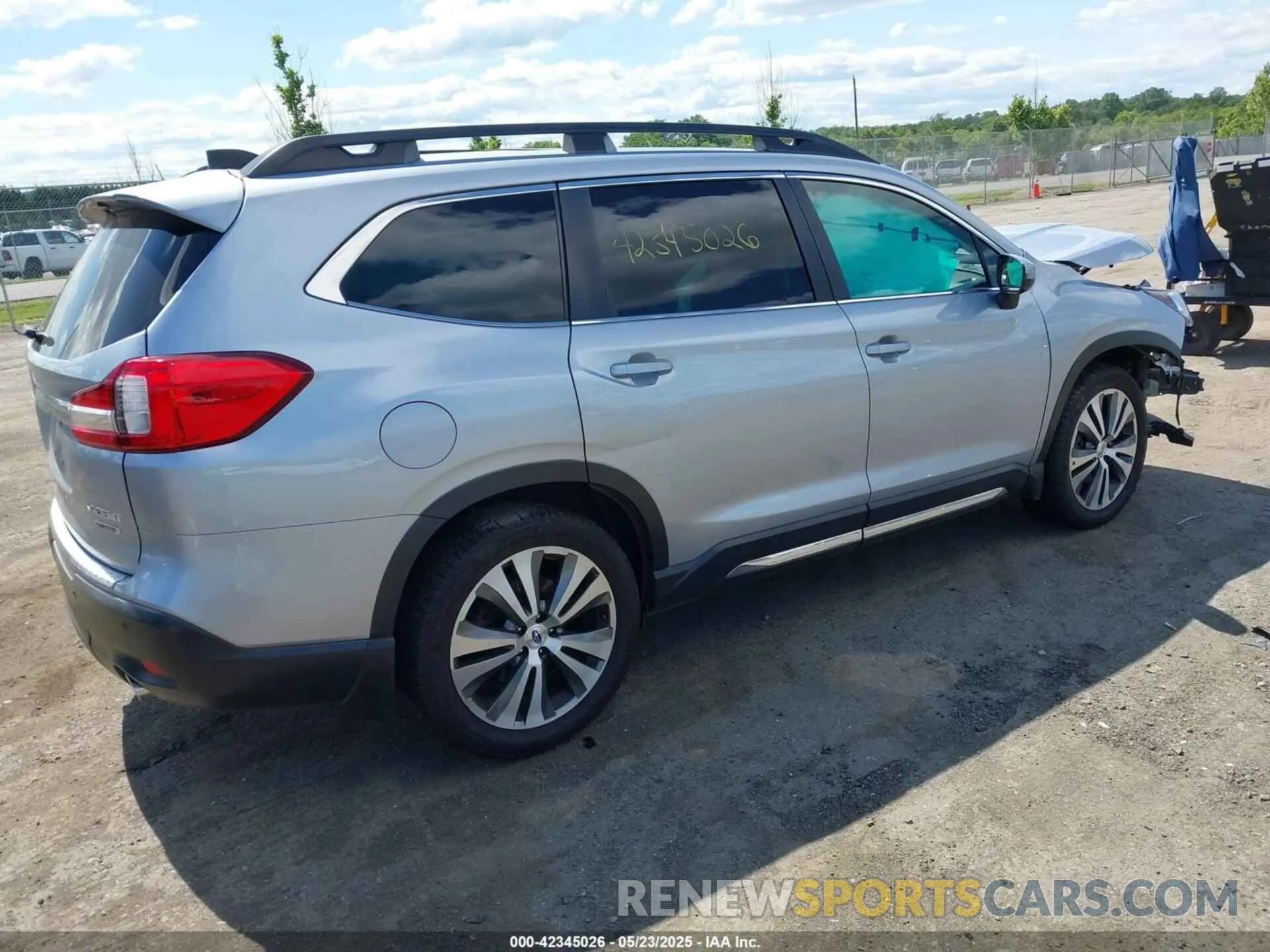4 Photograph of a damaged car 4S4WMAPD0K3435675 SUBARU ASCENT 2019