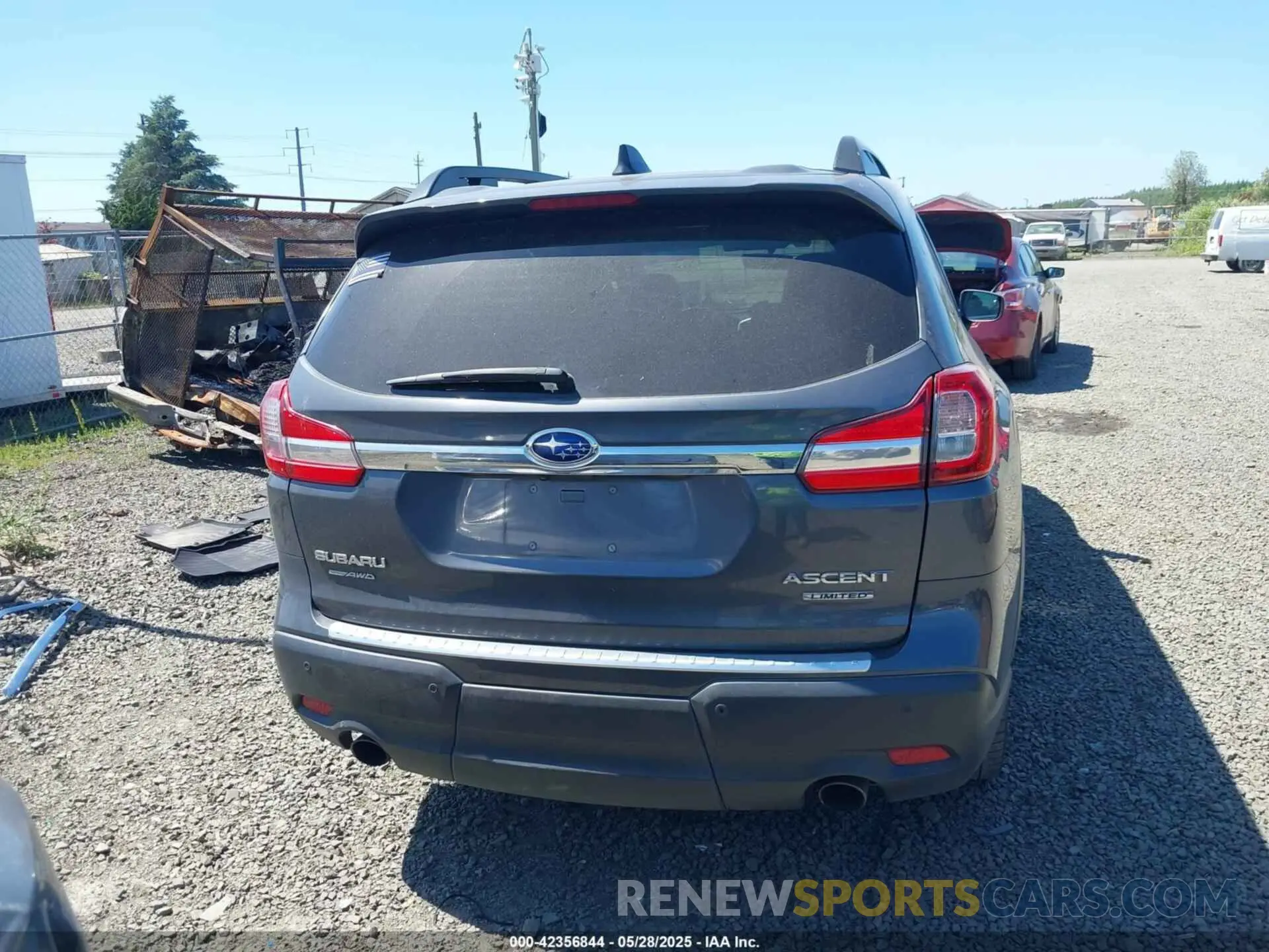 17 Photograph of a damaged car 4S4WMAPD0K3475397 SUBARU ASCENT 2019