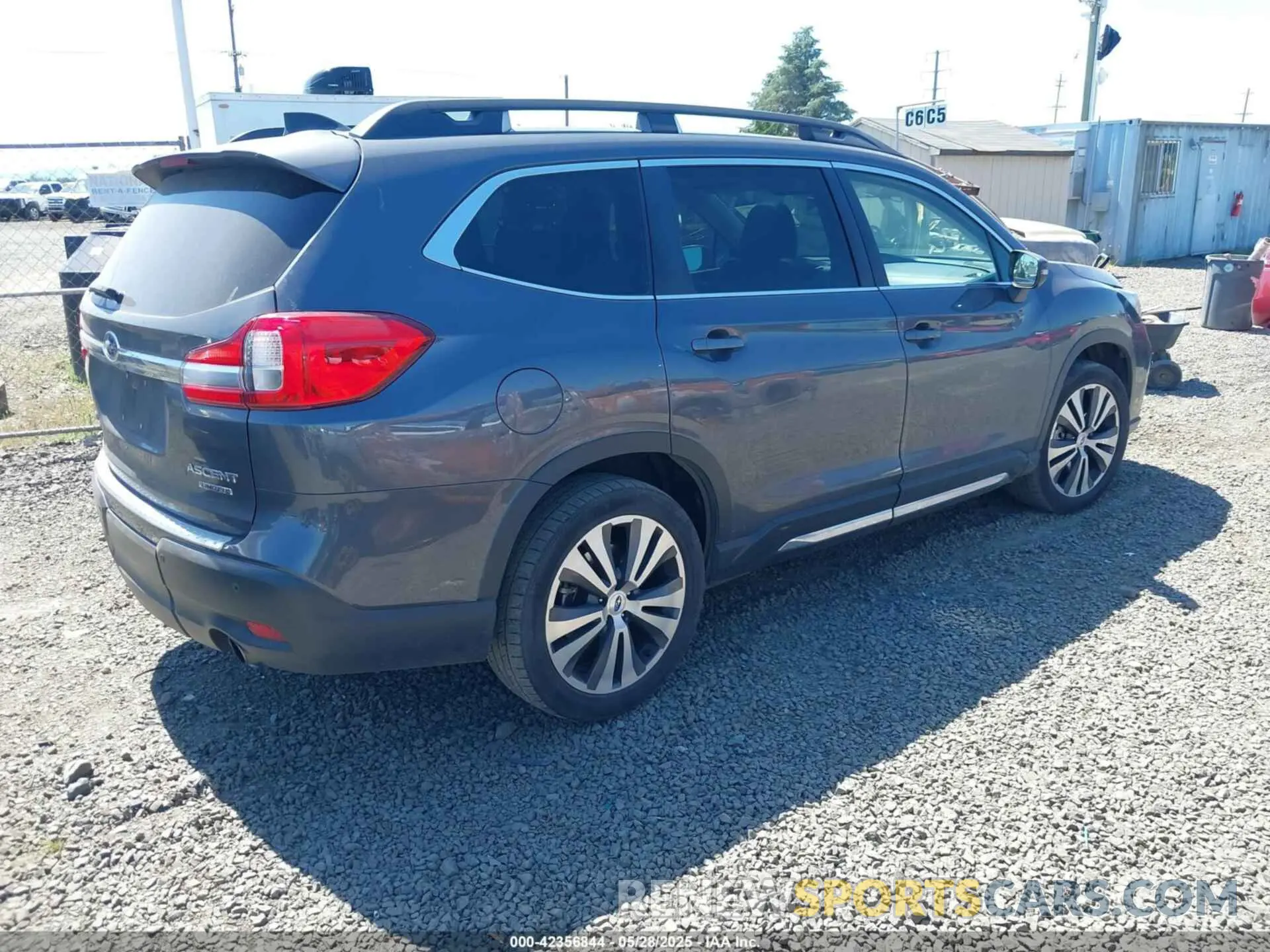 4 Photograph of a damaged car 4S4WMAPD0K3475397 SUBARU ASCENT 2019