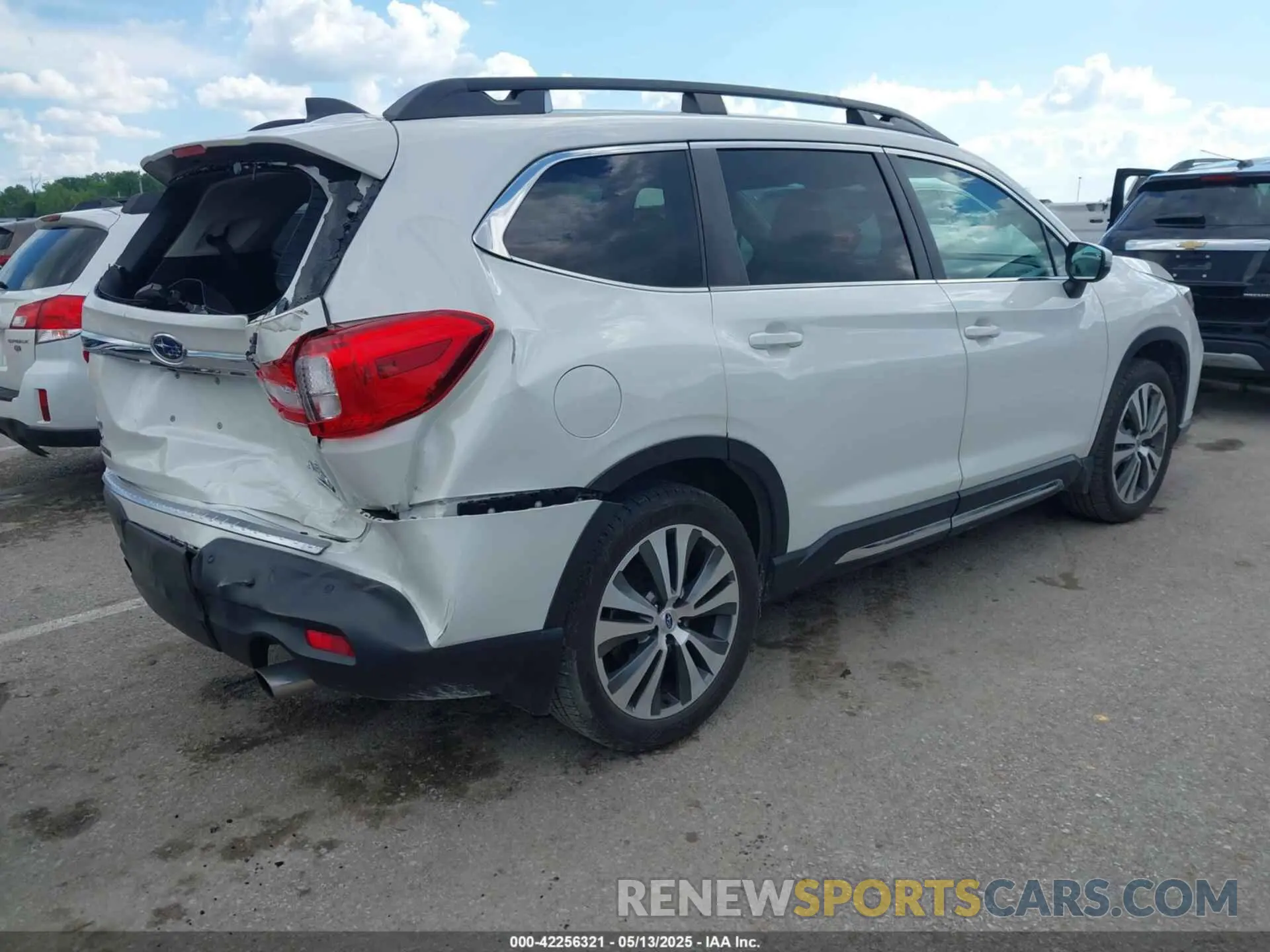 4 Photograph of a damaged car 4S4WMAPD2K3411328 SUBARU ASCENT 2019