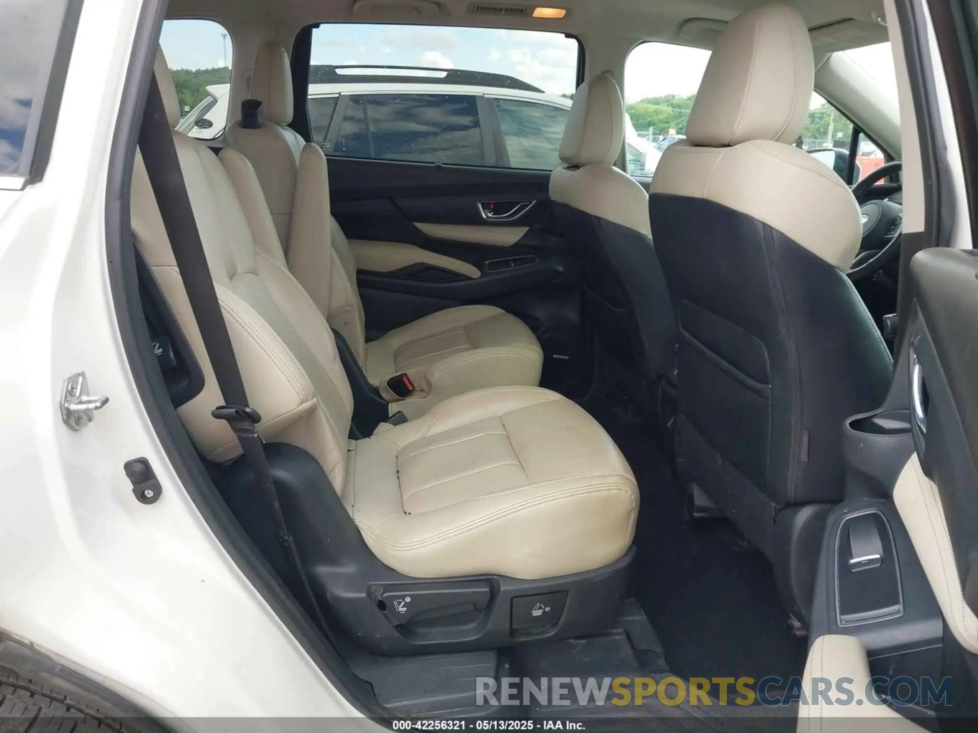 8 Photograph of a damaged car 4S4WMAPD2K3411328 SUBARU ASCENT 2019