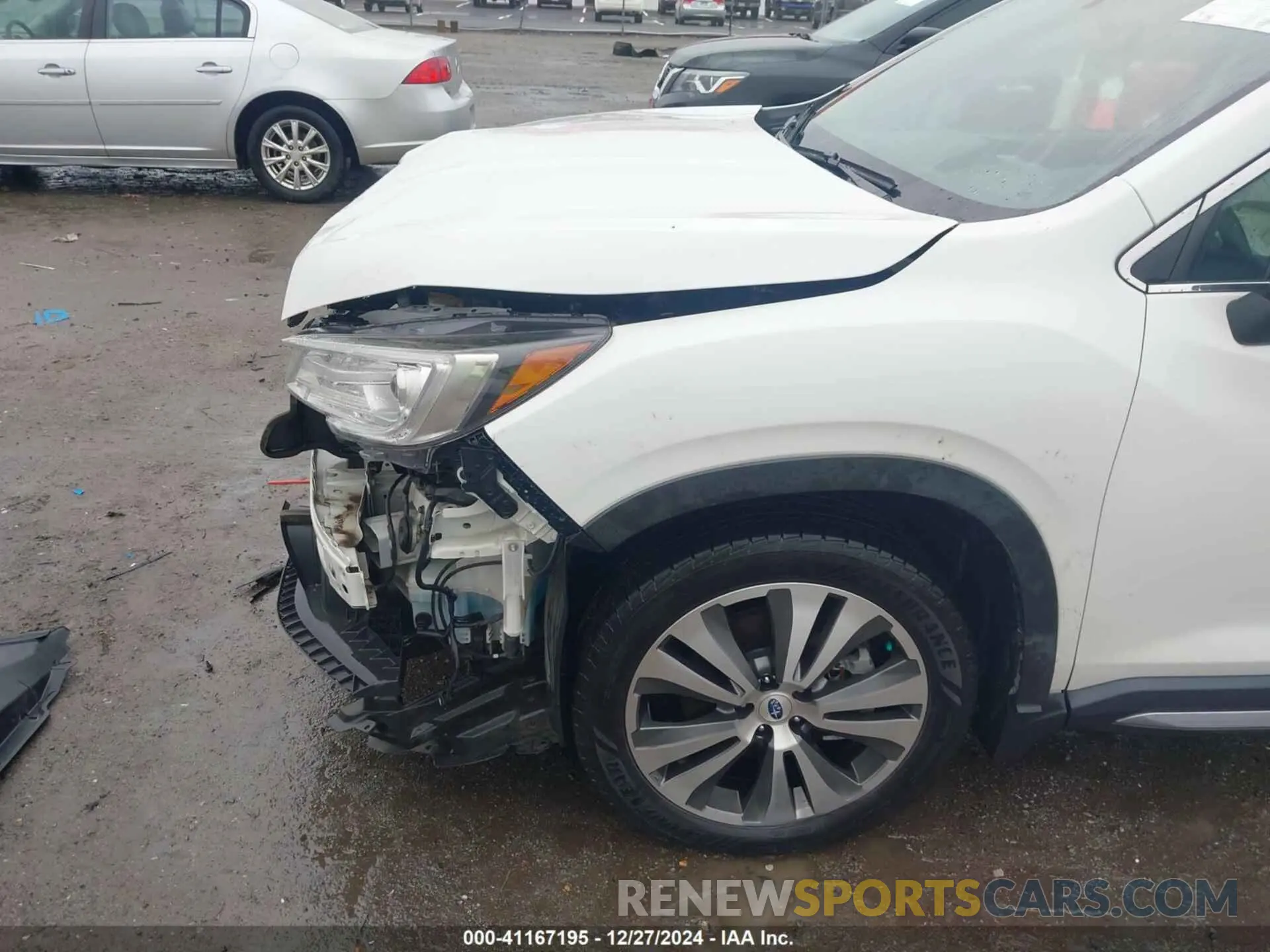 18 Photograph of a damaged car 4S4WMAPD2K3483369 SUBARU ASCENT 2019