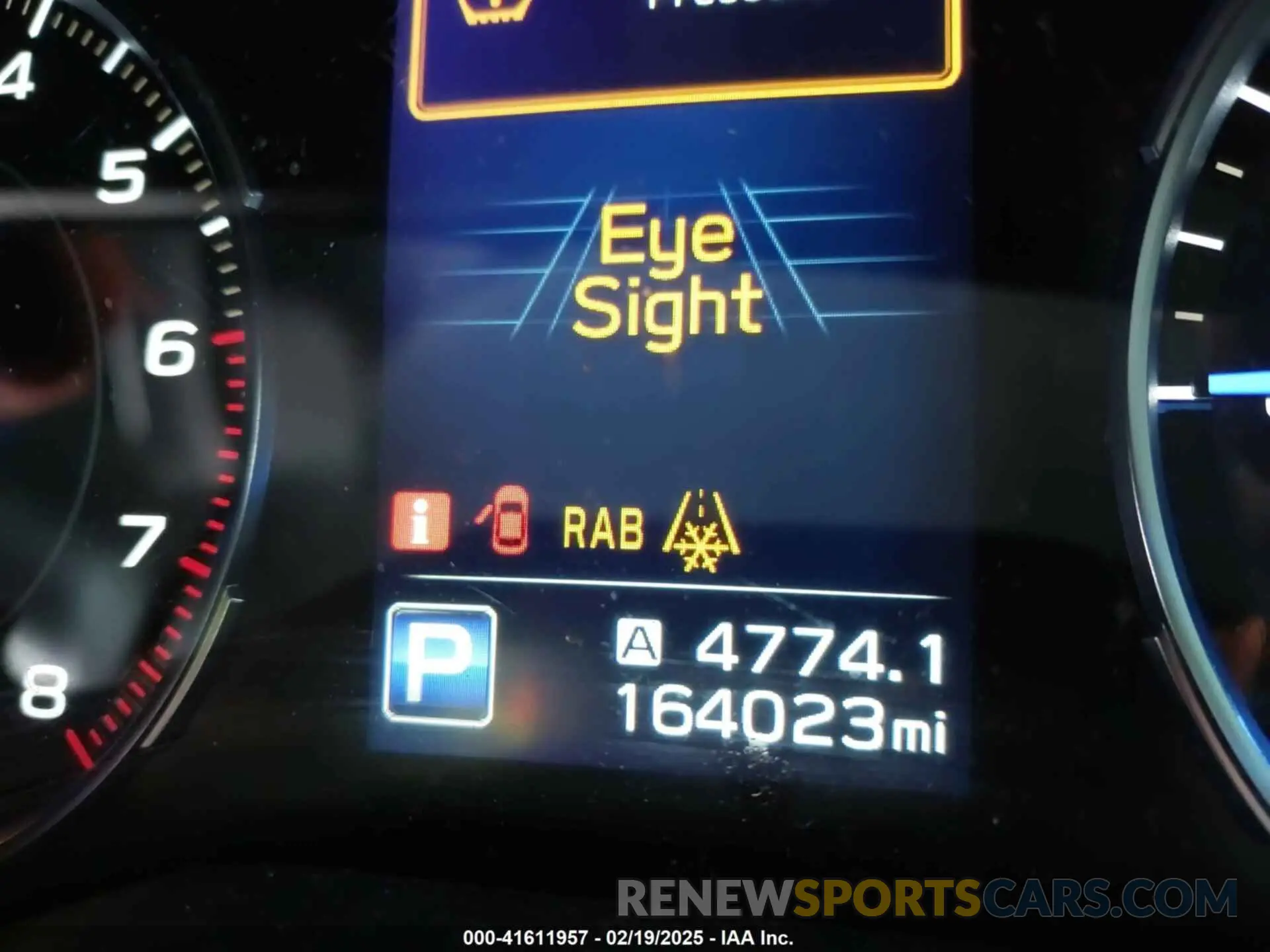 15 Photograph of a damaged car 4S4WMAPD6K3417102 SUBARU ASCENT 2019