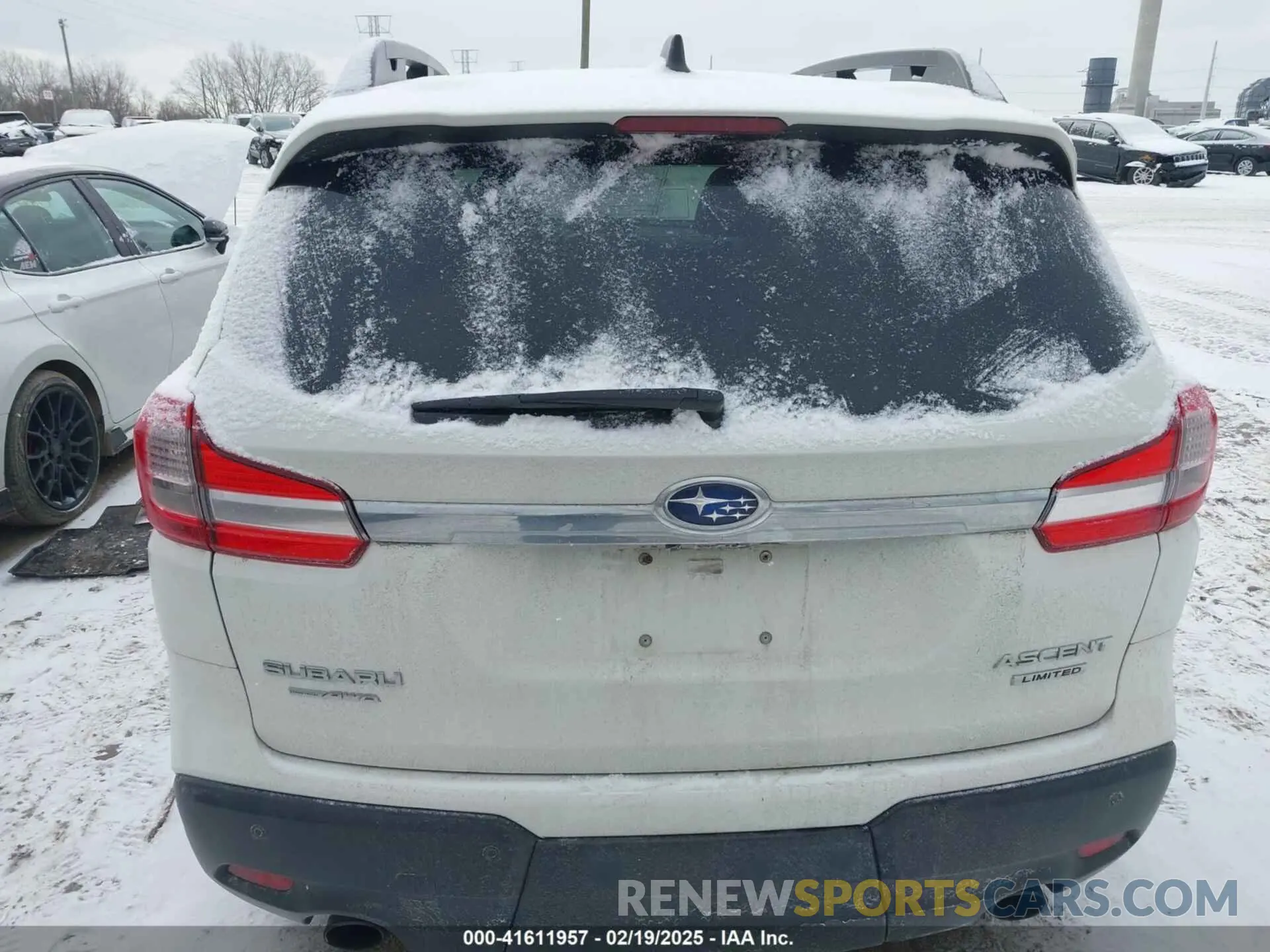 16 Photograph of a damaged car 4S4WMAPD6K3417102 SUBARU ASCENT 2019