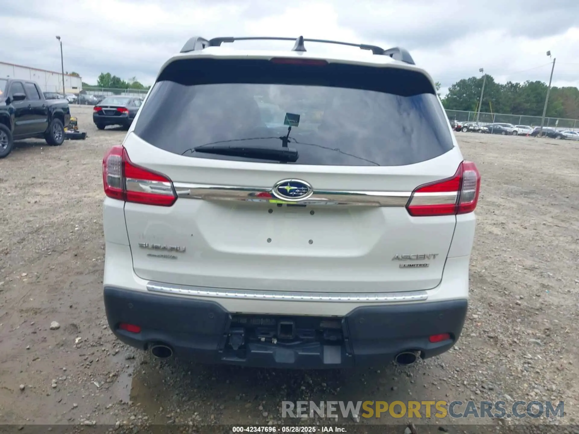 17 Photograph of a damaged car 4S4WMAPD7K3471394 SUBARU ASCENT 2019