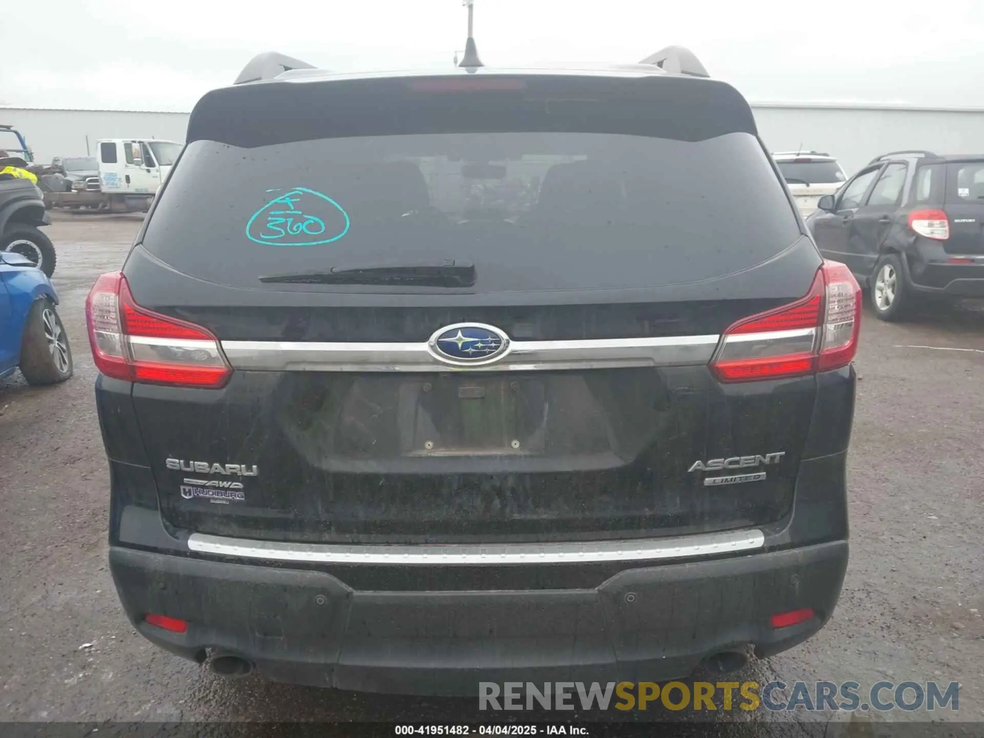 17 Photograph of a damaged car 4S4WMAPD7K3480984 SUBARU ASCENT 2019
