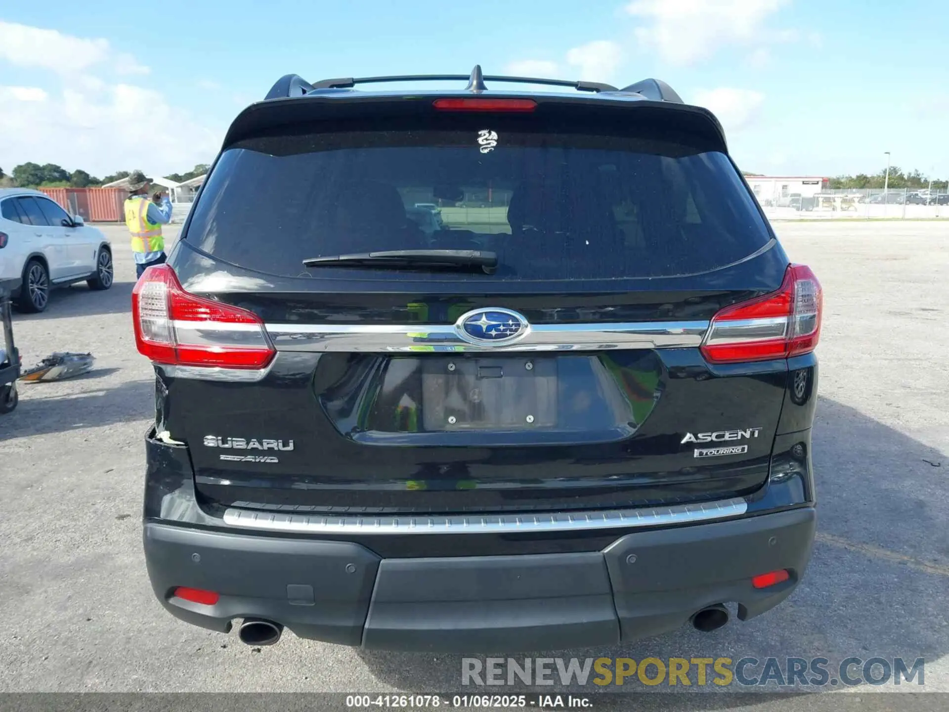 17 Photograph of a damaged car 4S4WMARD0K3421790 SUBARU ASCENT 2019