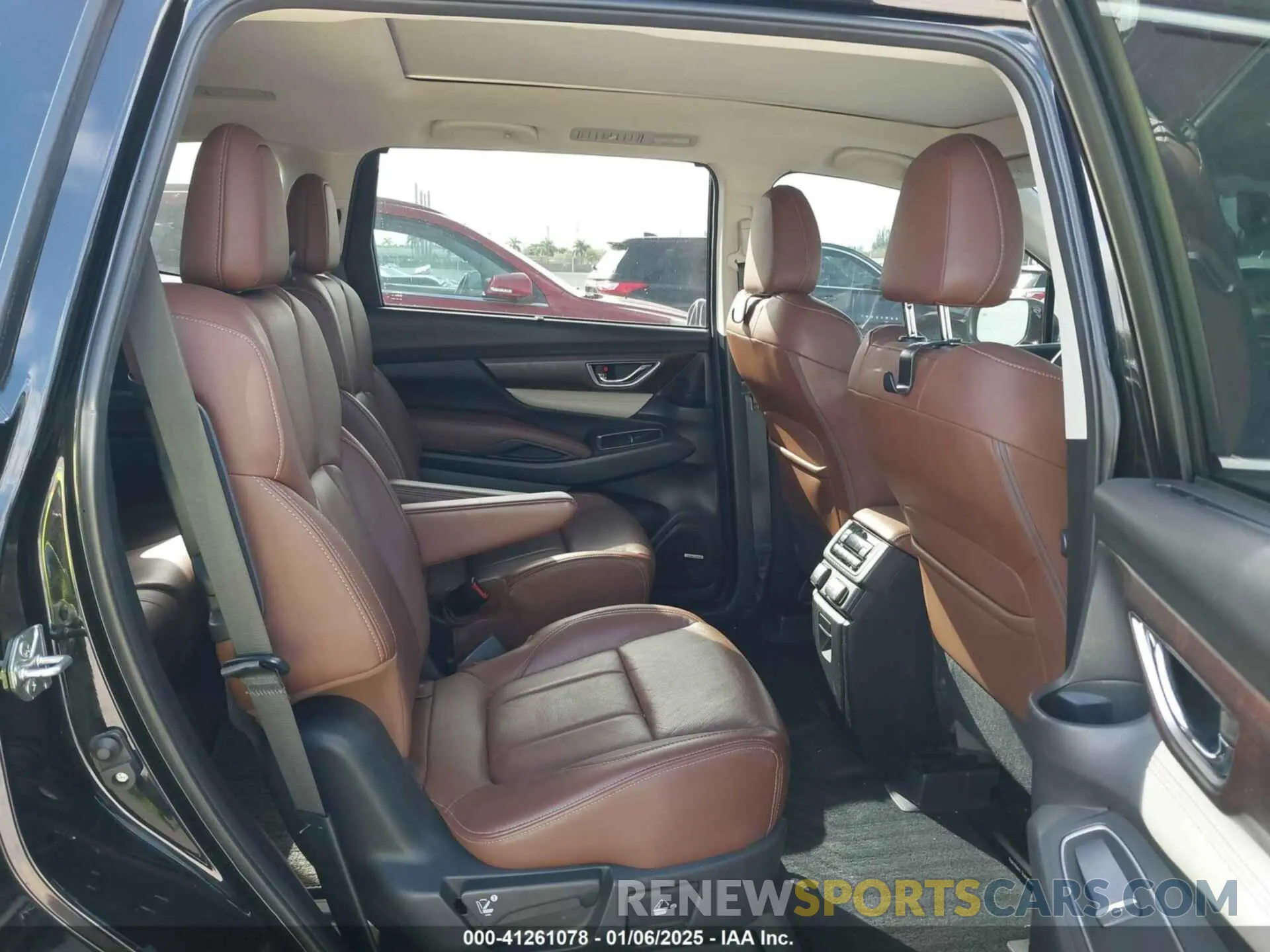 8 Photograph of a damaged car 4S4WMARD0K3421790 SUBARU ASCENT 2019