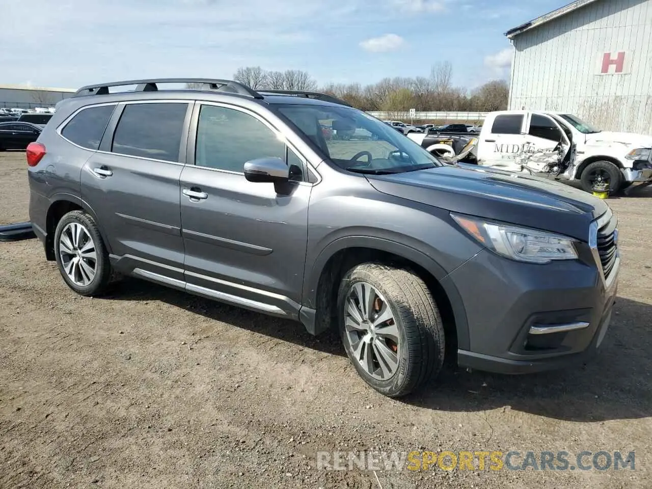 4 Photograph of a damaged car 4S4WMARD0K3428979 SUBARU ASCENT 2019