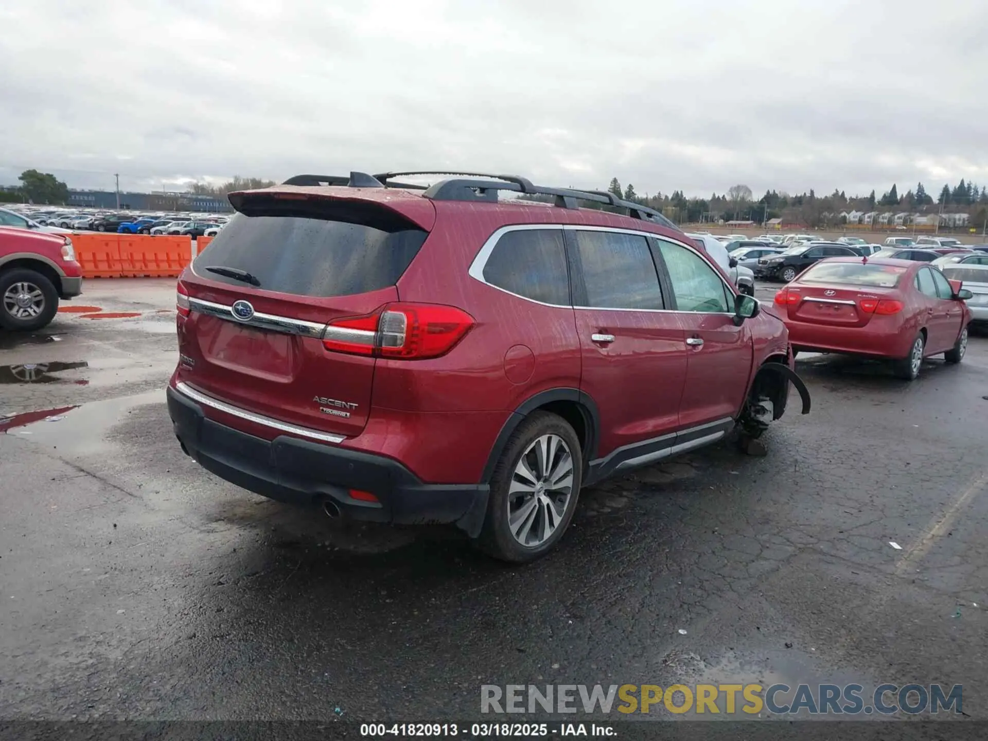 4 Photograph of a damaged car 4S4WMARD1K3432877 SUBARU ASCENT 2019
