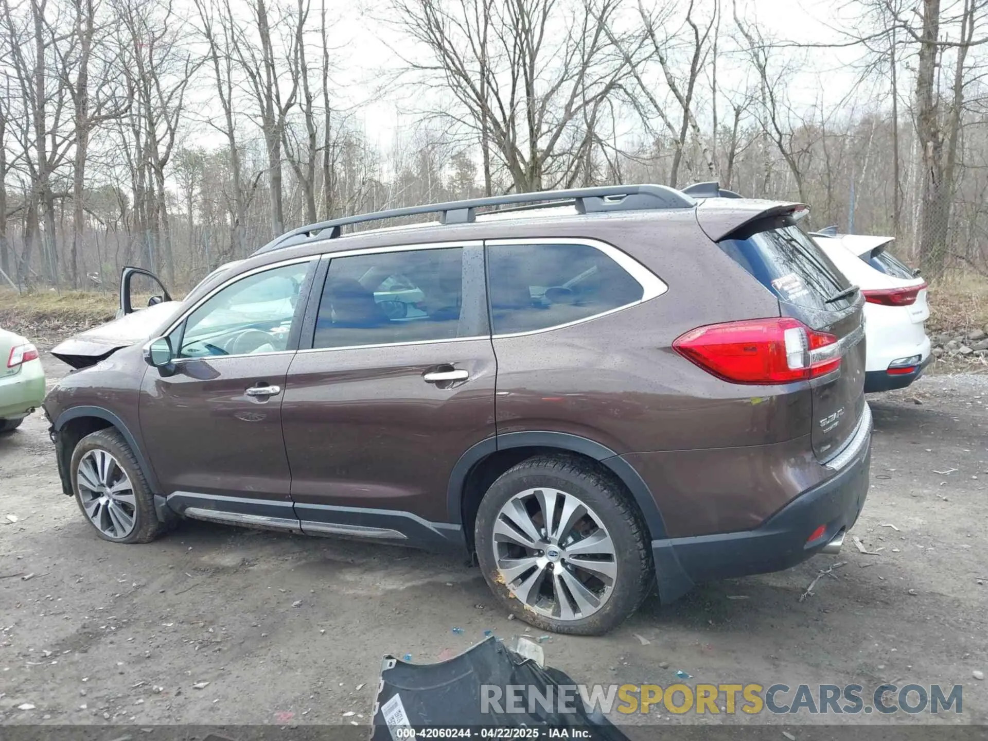 13 Photograph of a damaged car 4S4WMARD2K3418762 SUBARU ASCENT 2019
