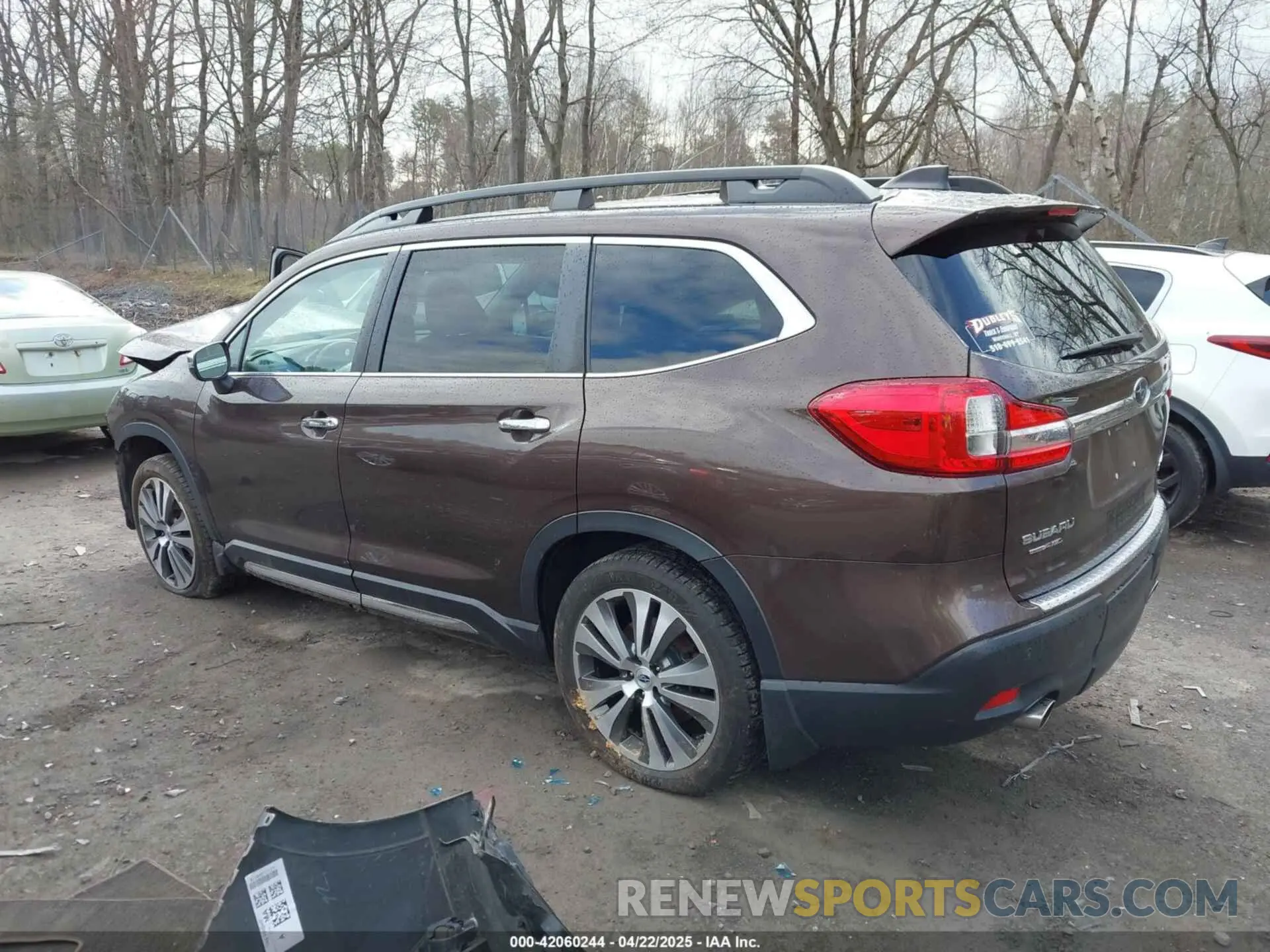 3 Photograph of a damaged car 4S4WMARD2K3418762 SUBARU ASCENT 2019