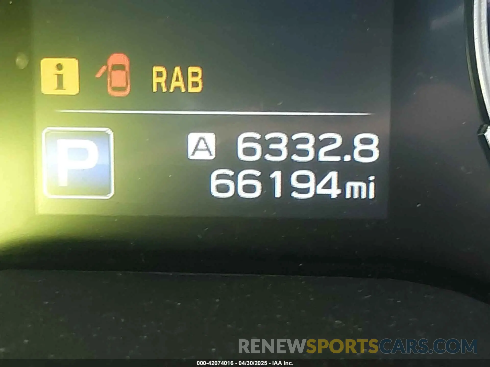 16 Photograph of a damaged car 4S4WMARD3K3420715 SUBARU ASCENT 2019