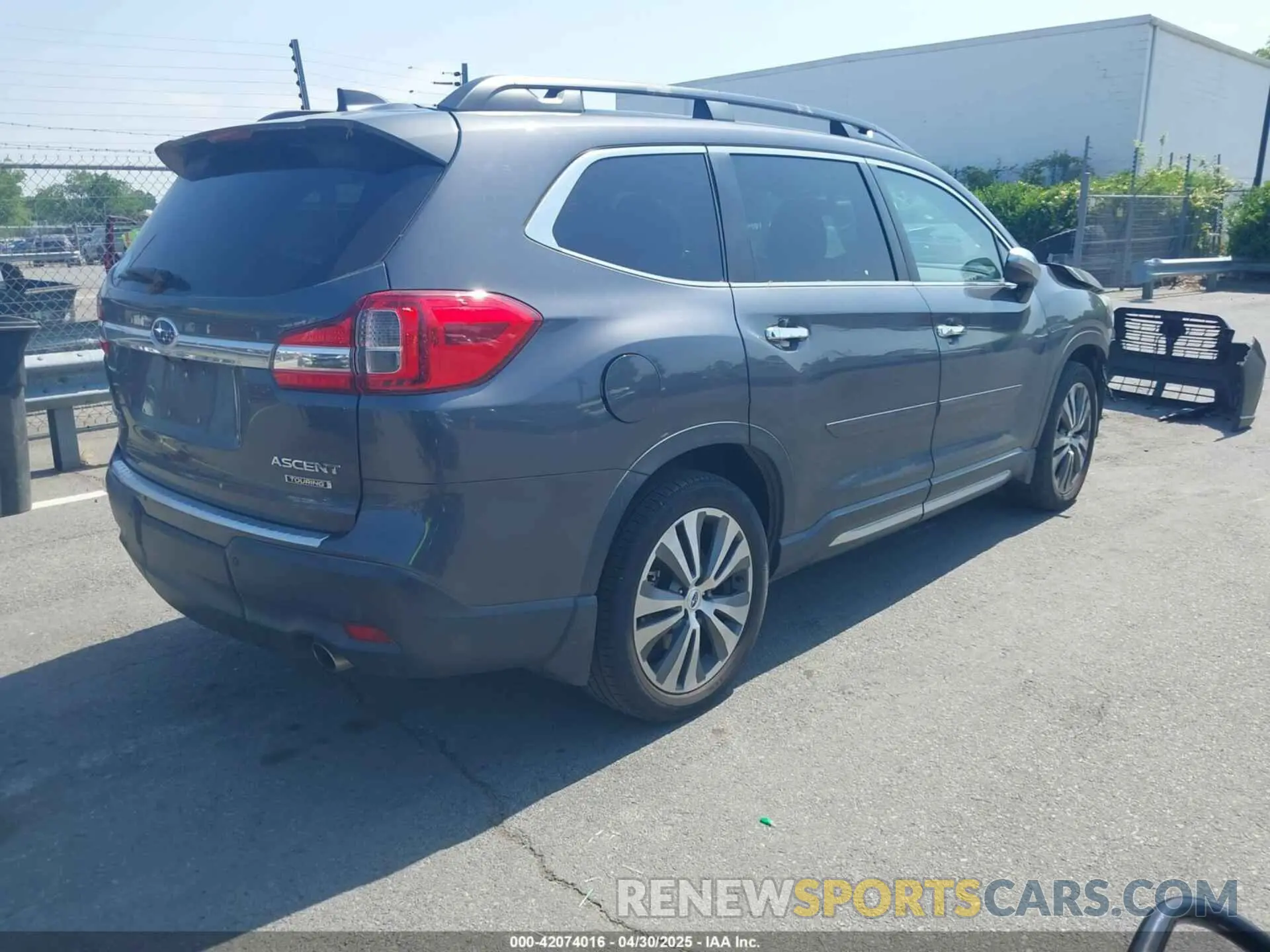 4 Photograph of a damaged car 4S4WMARD3K3420715 SUBARU ASCENT 2019