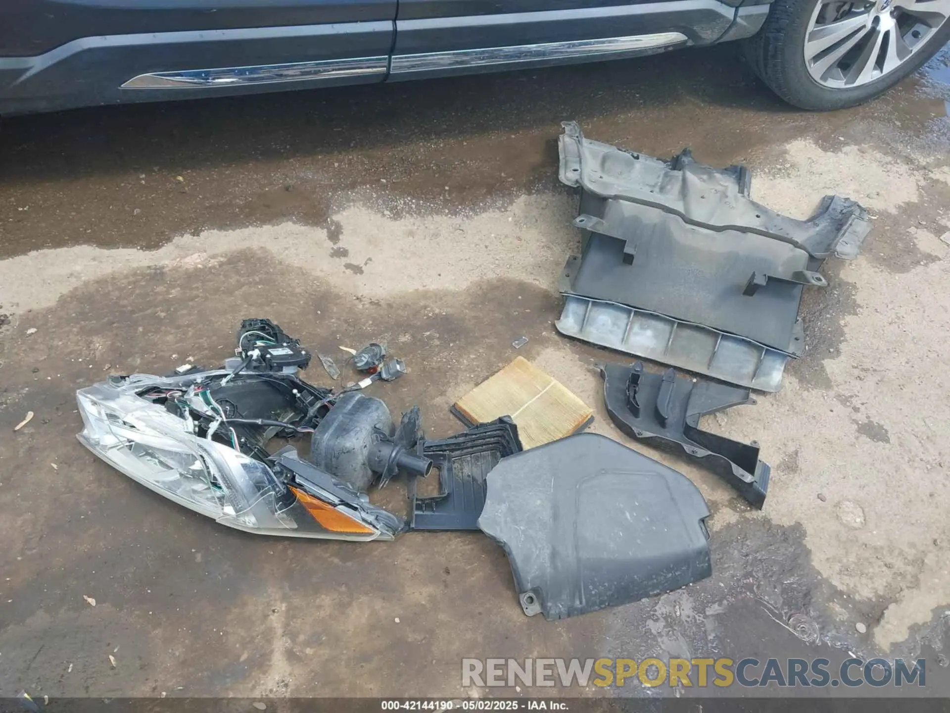 12 Photograph of a damaged car 4S4WMARD3K3452693 SUBARU ASCENT 2019