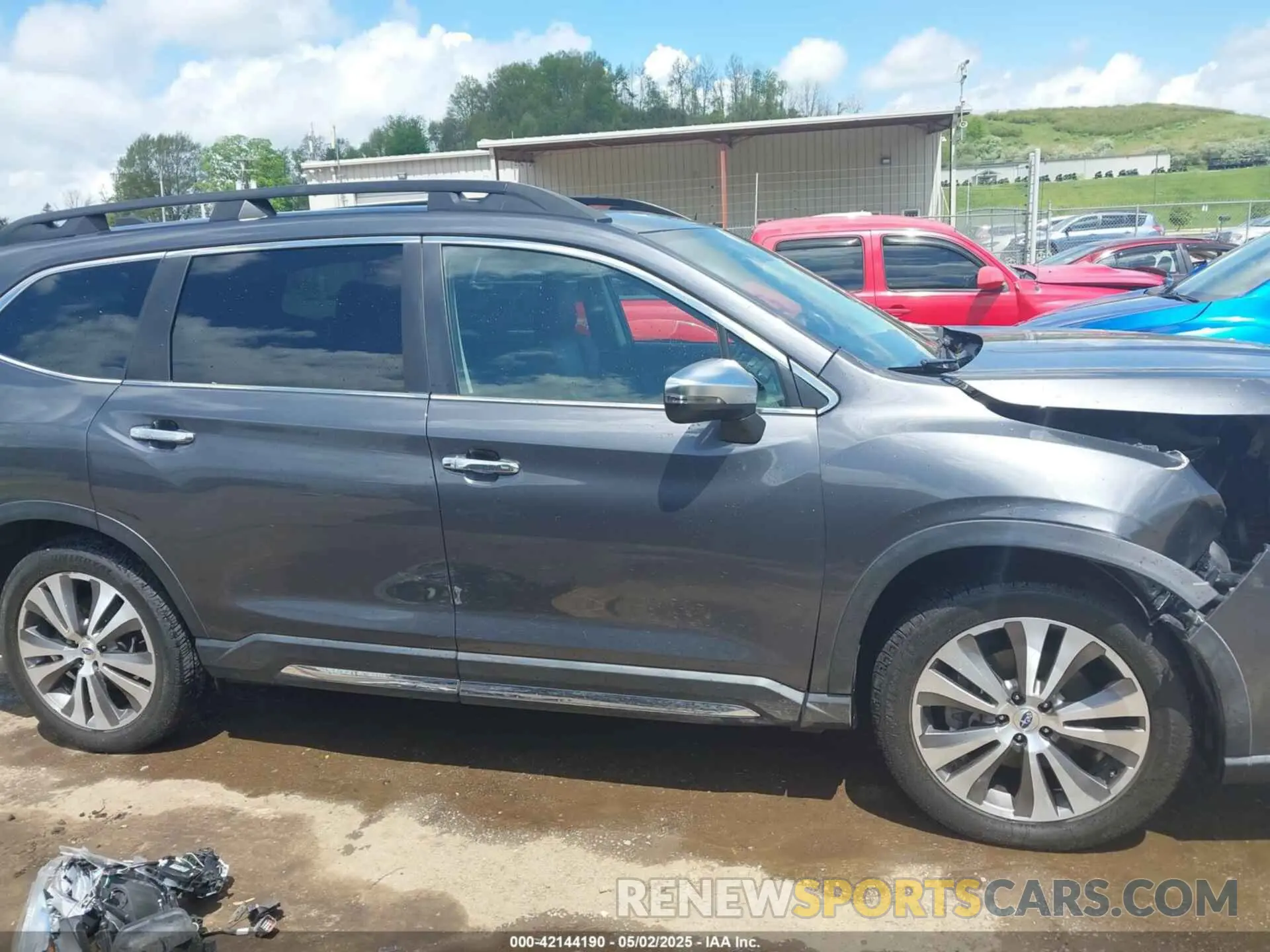 14 Photograph of a damaged car 4S4WMARD3K3452693 SUBARU ASCENT 2019