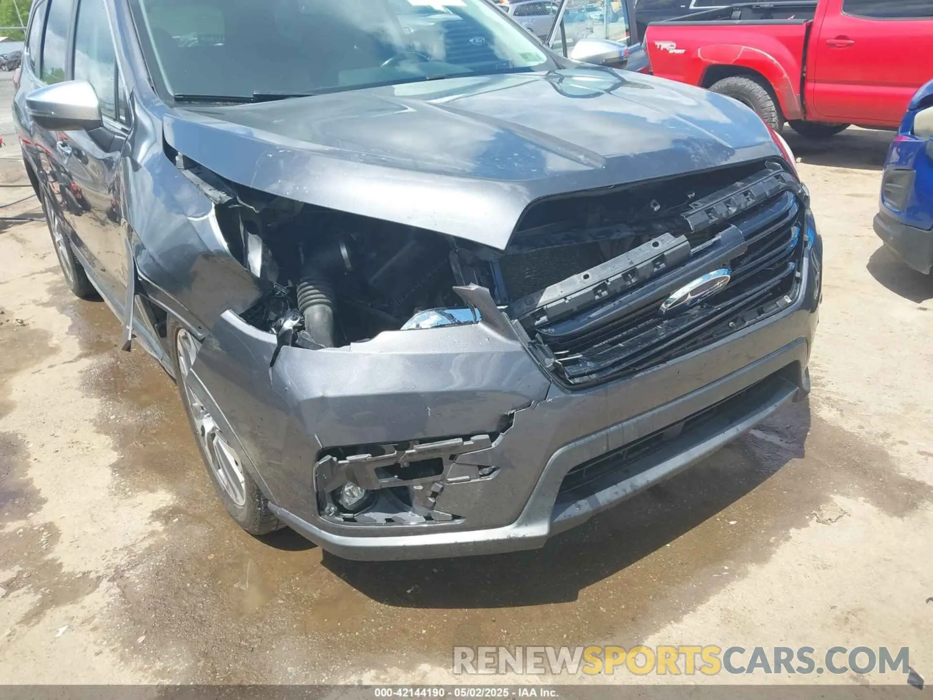 18 Photograph of a damaged car 4S4WMARD3K3452693 SUBARU ASCENT 2019
