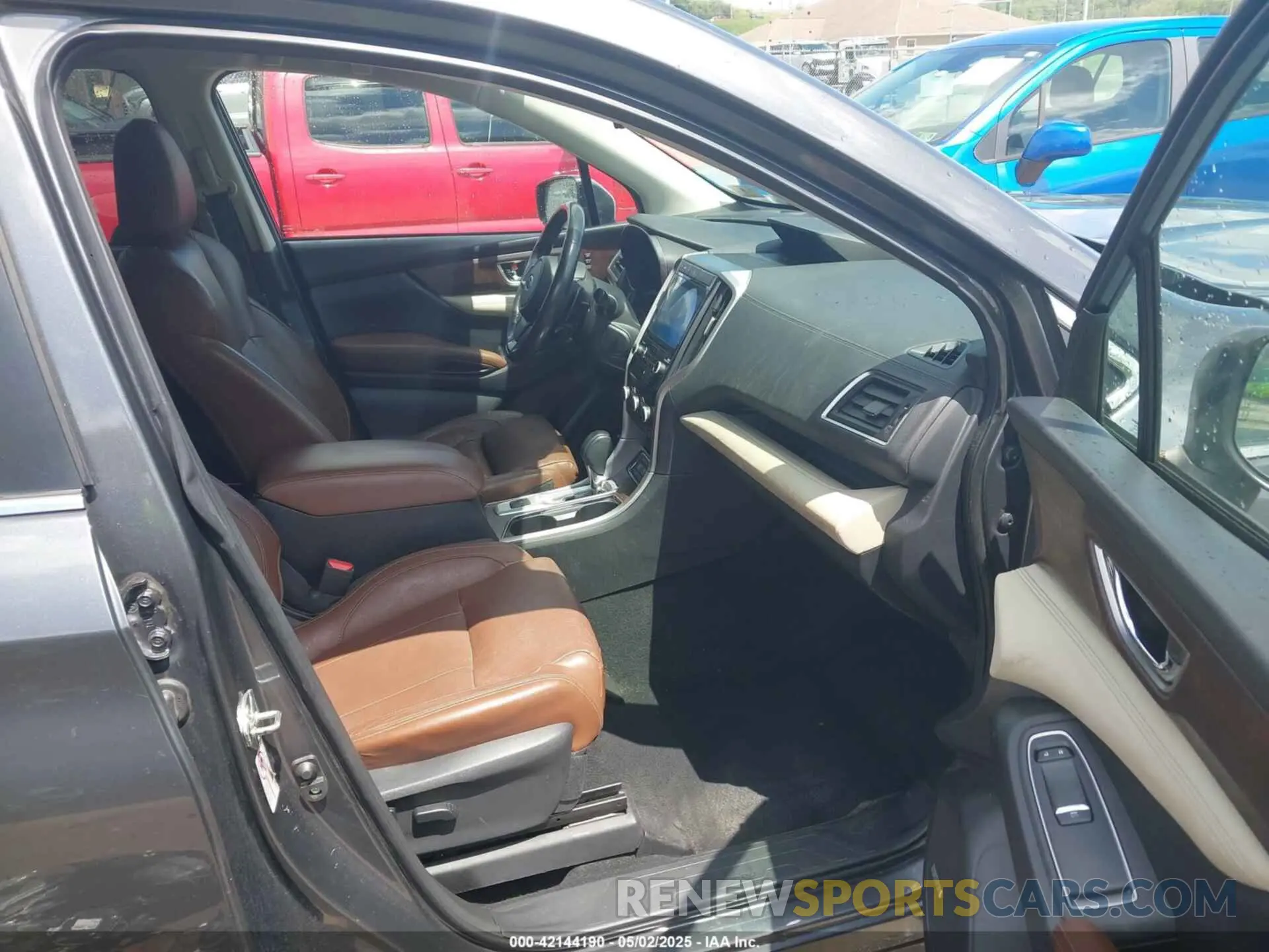5 Photograph of a damaged car 4S4WMARD3K3452693 SUBARU ASCENT 2019