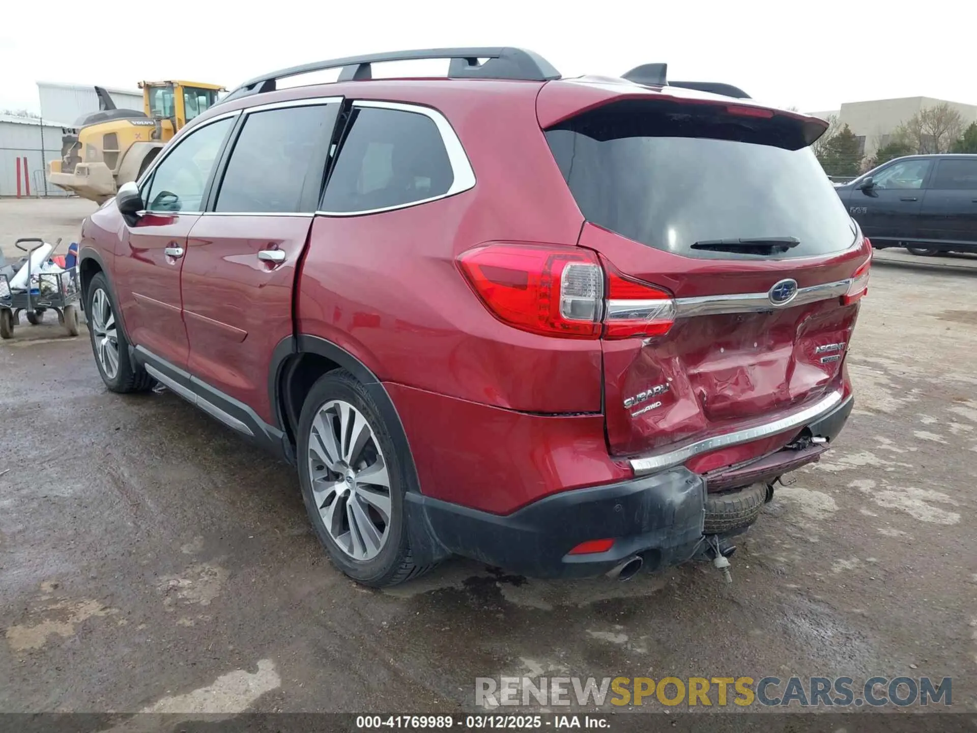 3 Photograph of a damaged car 4S4WMARD7K3439655 SUBARU ASCENT 2019