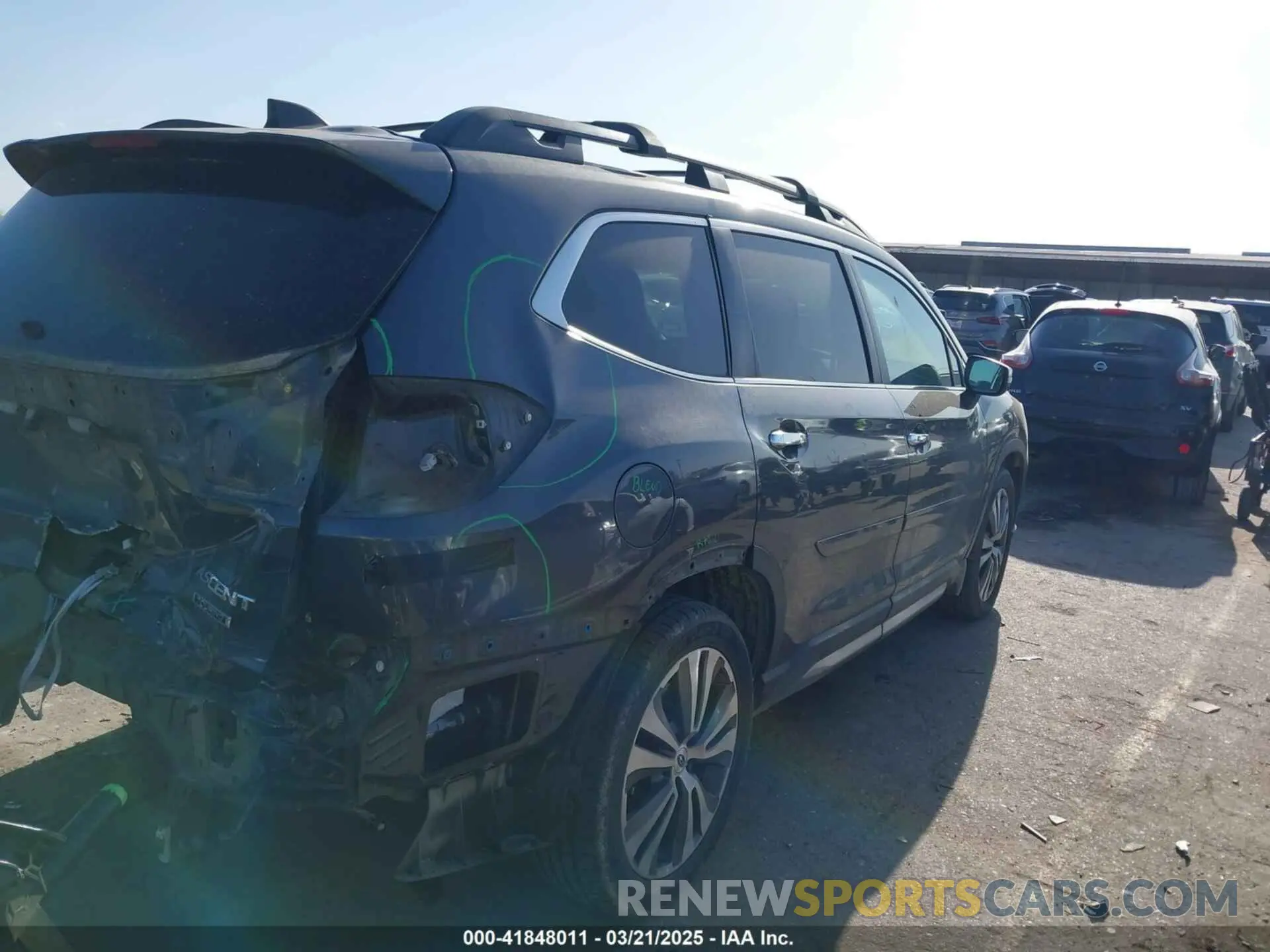4 Photograph of a damaged car 4S4WMARD7K3483428 SUBARU ASCENT 2019