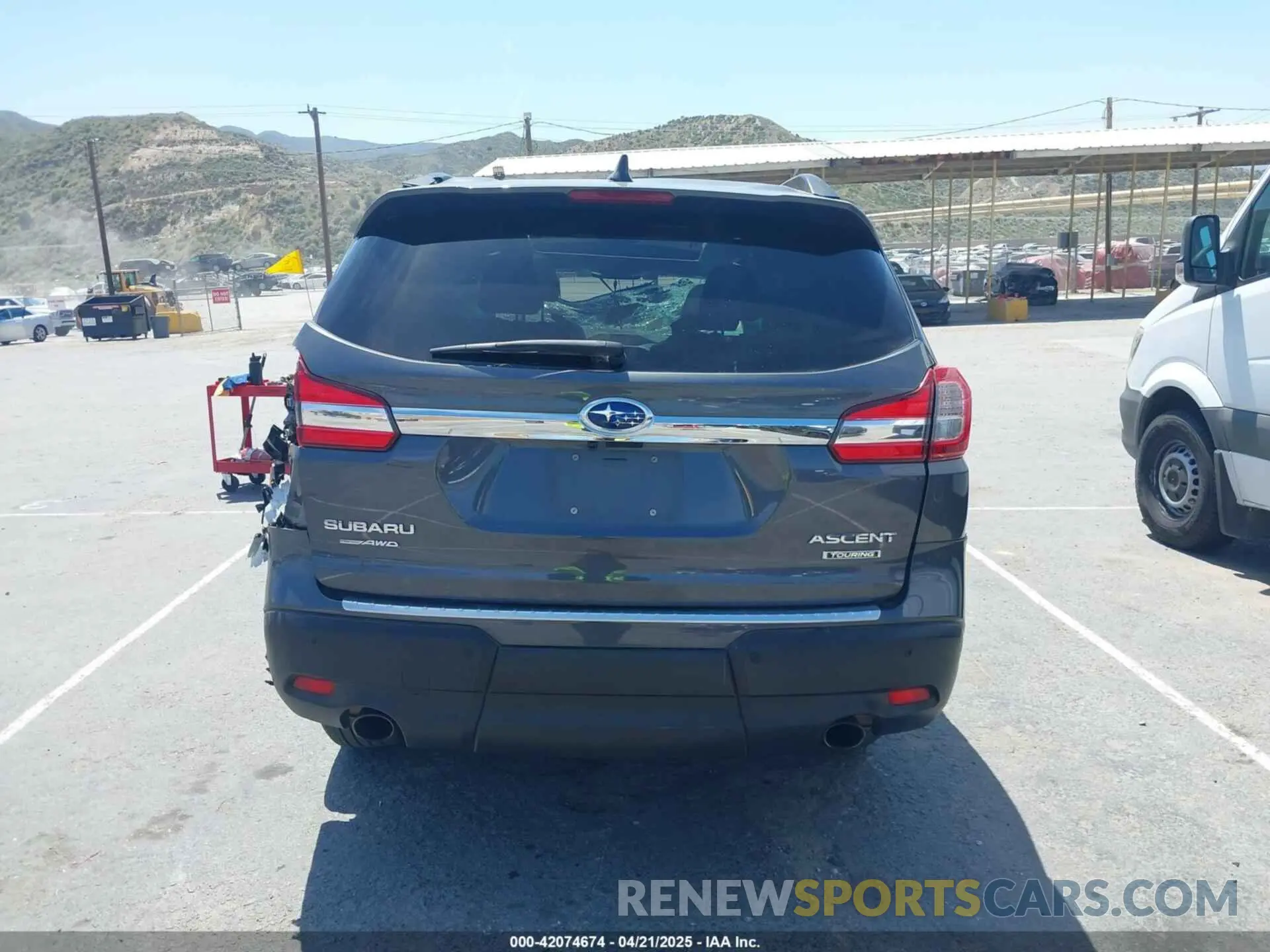 17 Photograph of a damaged car 4S4WMARD9K3465707 SUBARU ASCENT 2019