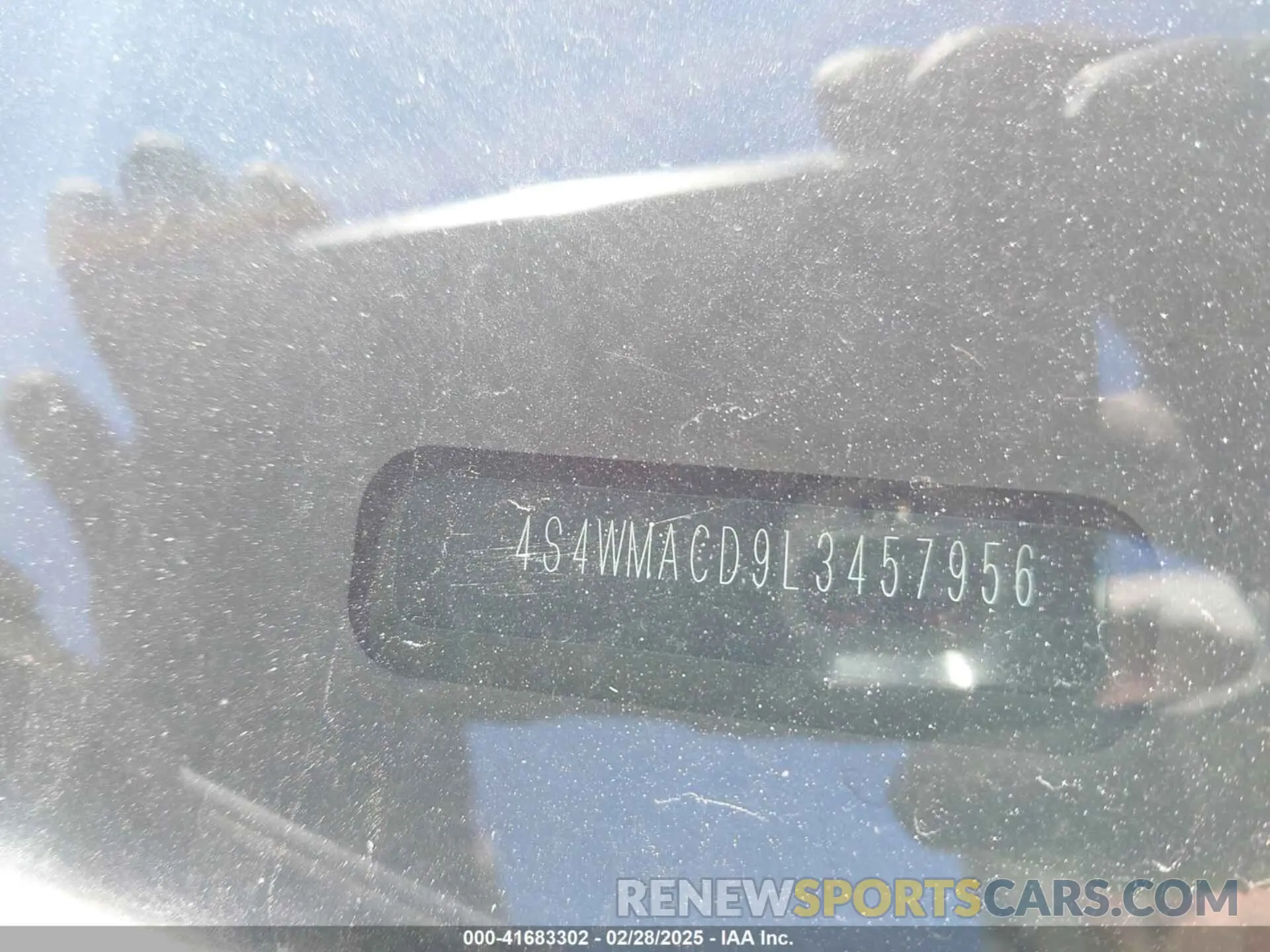 17 Photograph of a damaged car 4S4WMACD9L3457956 SUBARU ASCENT 2020